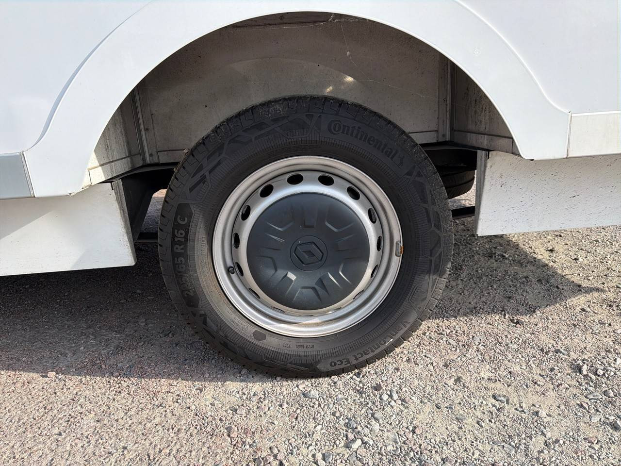 Vente en ligne Renault Master 3 Châssis Cabine MASTER PHC TRAC F3500 L3H1 BLUE DCI 145 EURO VI au prix de 29 990 €