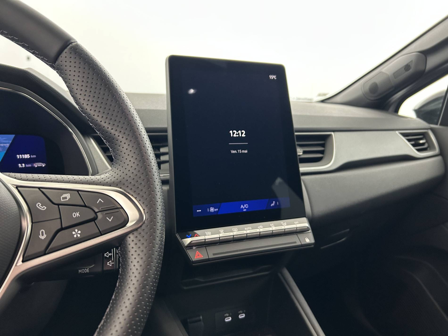 Vente en ligne Renault Symbioz  E-Tech full hybrid 160 ch au prix de 29 990 €