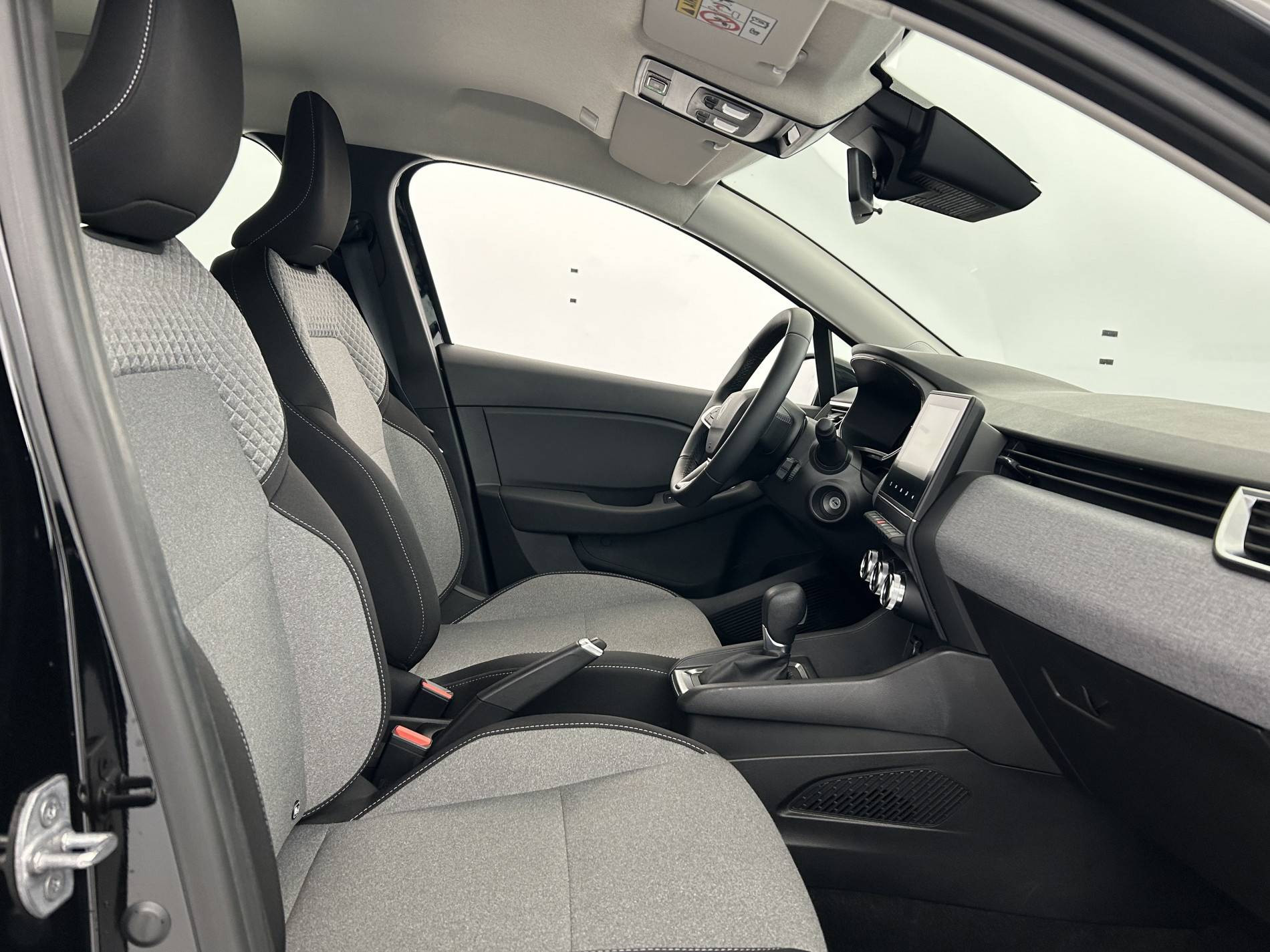 Vente en ligne Renault Clio 5 Clio E-Tech full hybrid 145 ch GSR2 au prix de 19 790 €