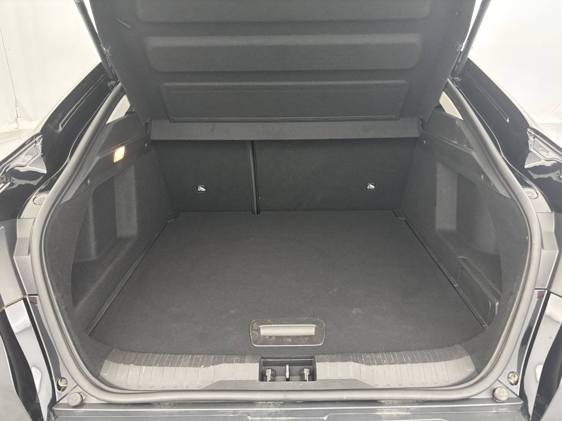 Vente en ligne Renault Arkana  E-Tech hybride 145 - 22 au prix de 19 890 €