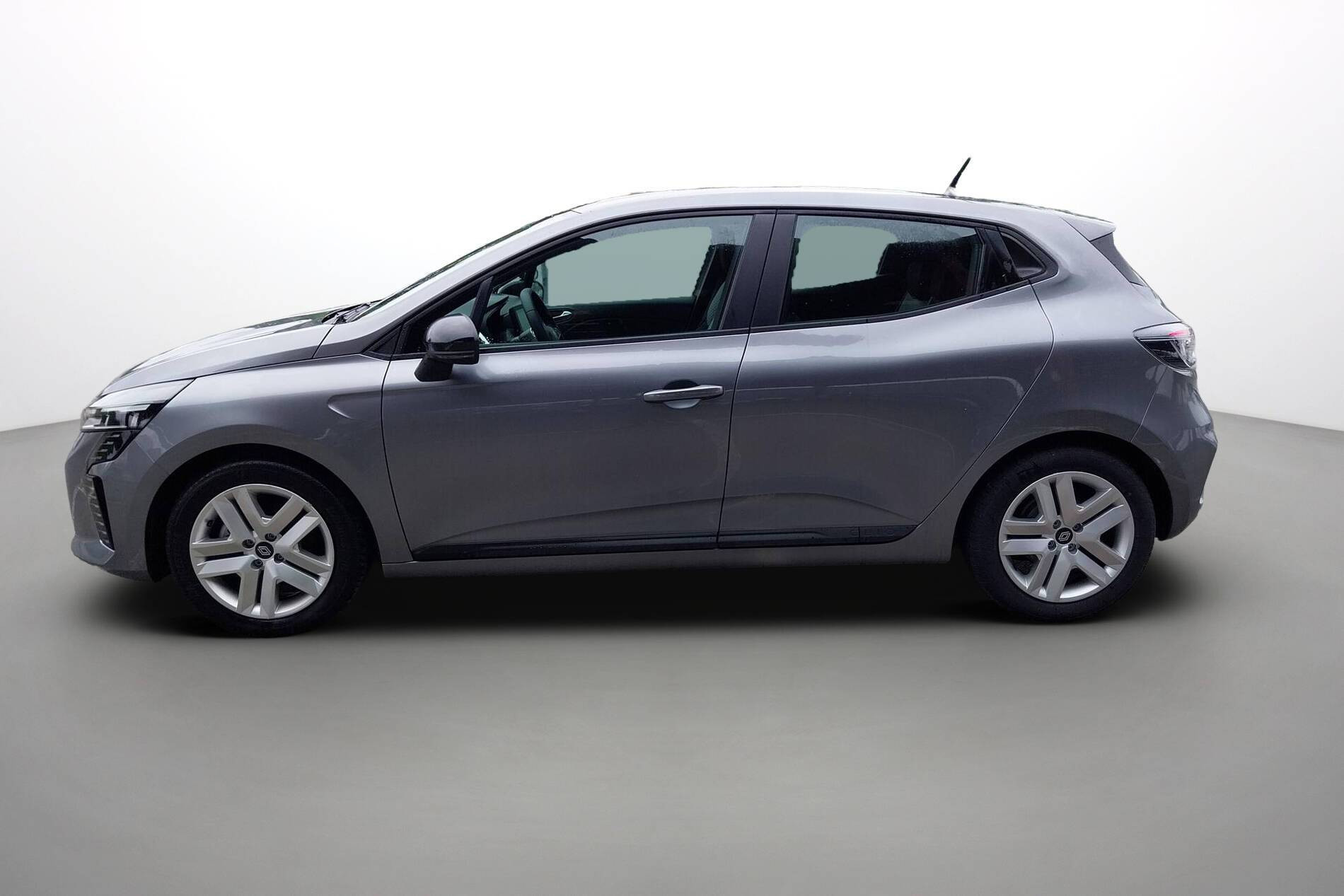 Vente en ligne Renault Clio 5 Clio E-Tech full hybrid 145 ch GSR2 au prix de 18 690 €