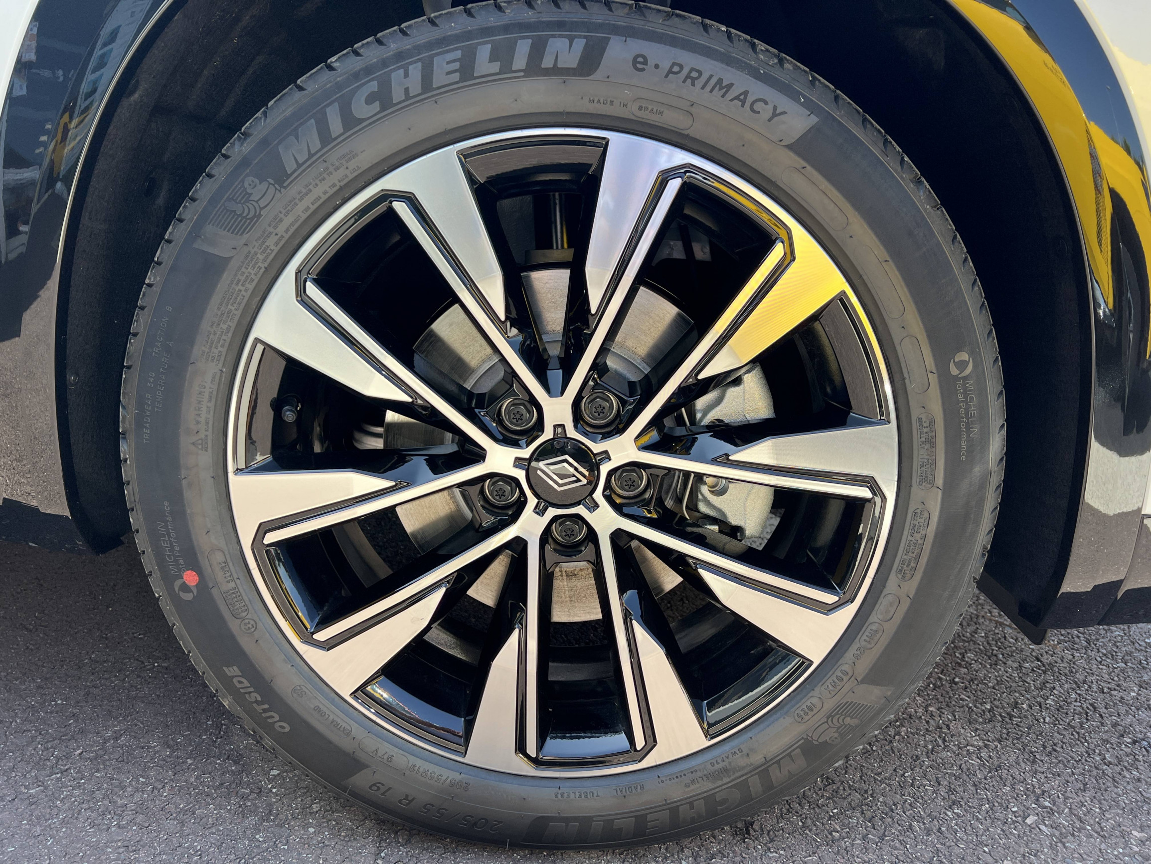 Vente en ligne Renault Austral  full hybrid E-Tech 200 ch au prix de 37 490 €