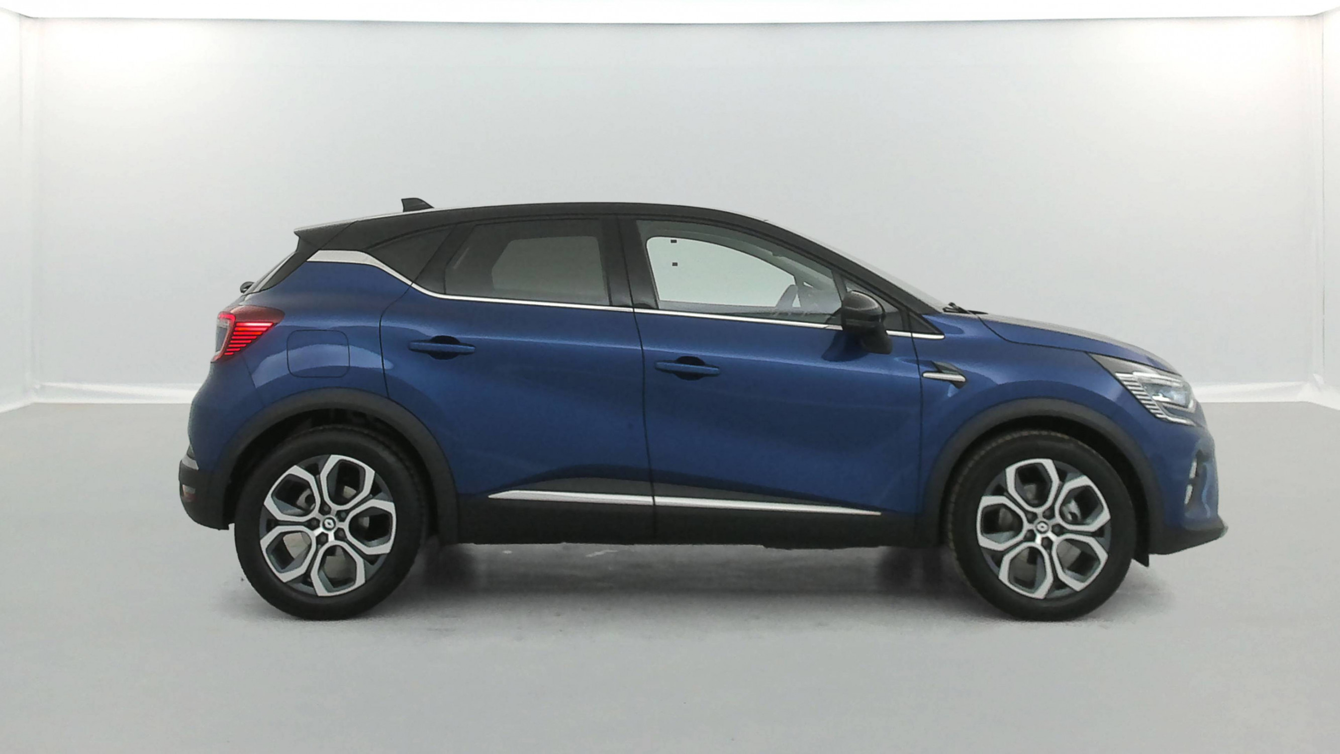Vente en ligne Renault Captur  E-Tech full hybrid 145 au prix de 19 890 €