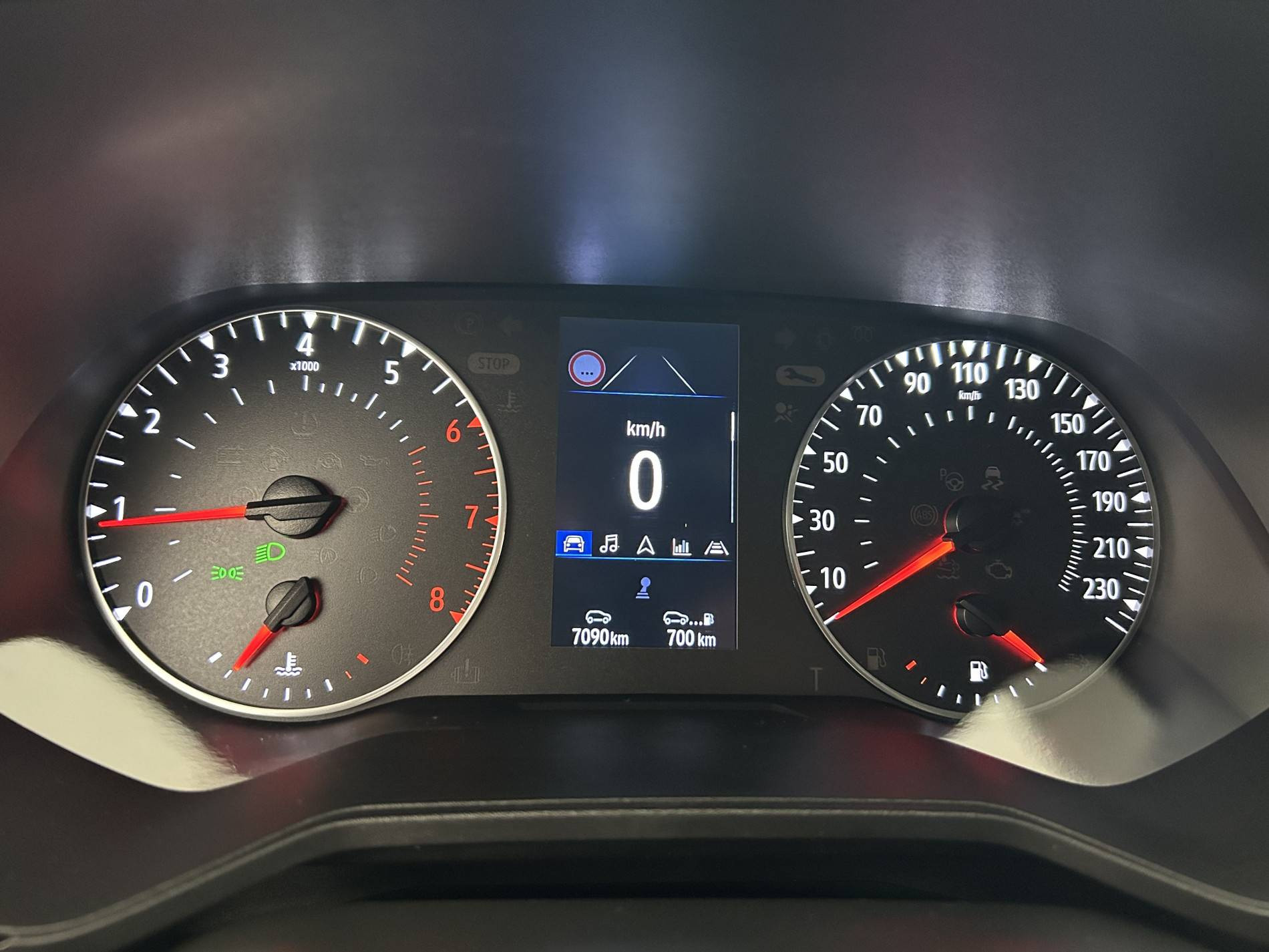 Vente en ligne Renault Clio 5 Clio TCe 90 au prix de 14 990 €