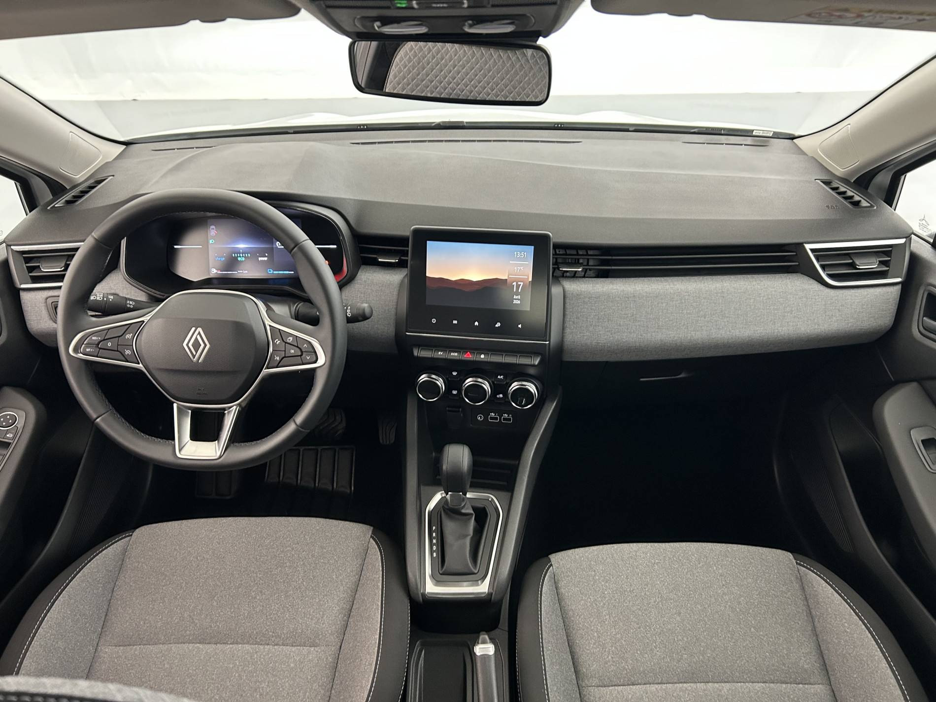 Vente en ligne Renault Clio 5 Clio E-Tech full hybrid 145 ch GSR2 au prix de 18 890 €