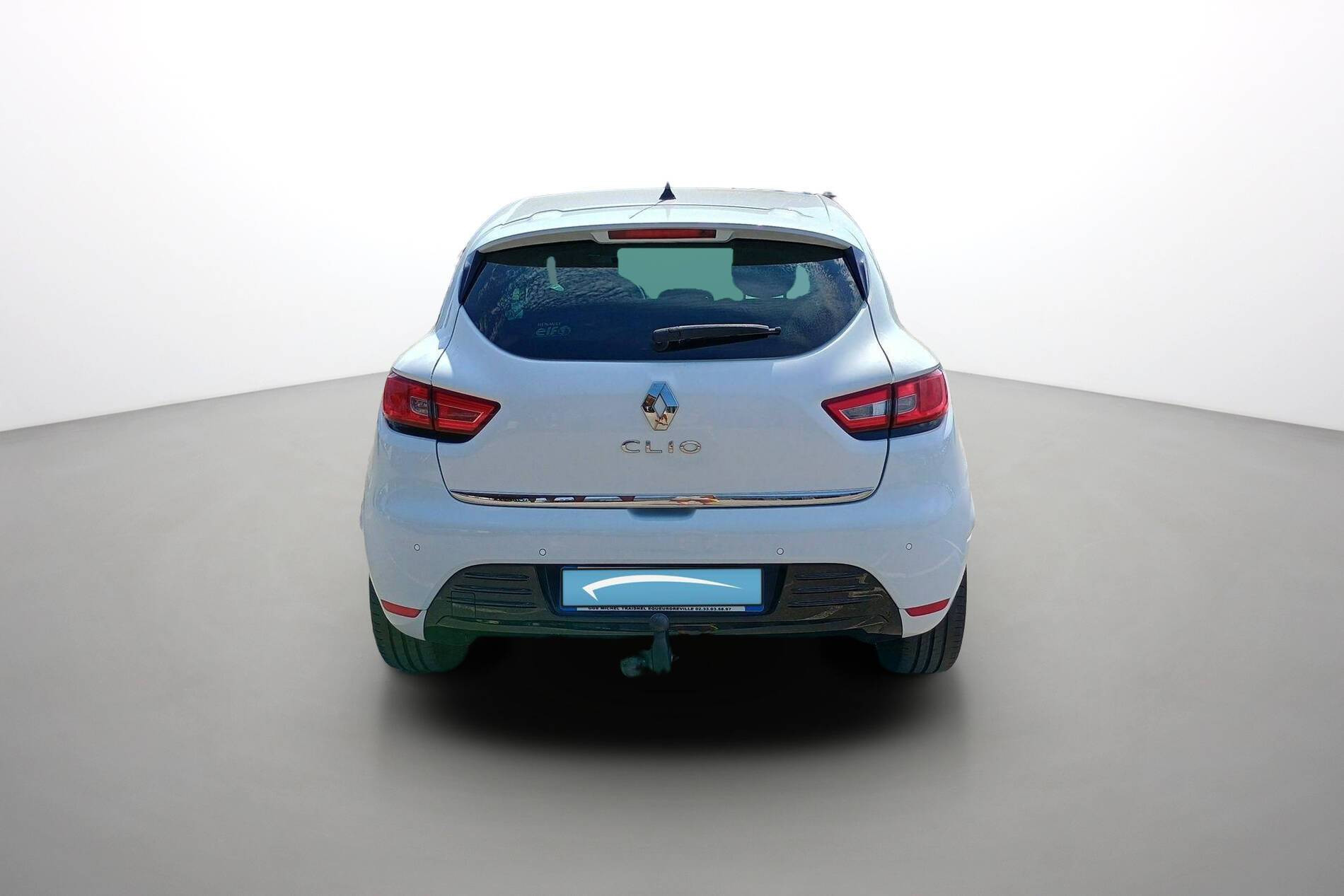 Vente en ligne Renault Clio 4 Clio TCe 75 E6C au prix de 9 790 €