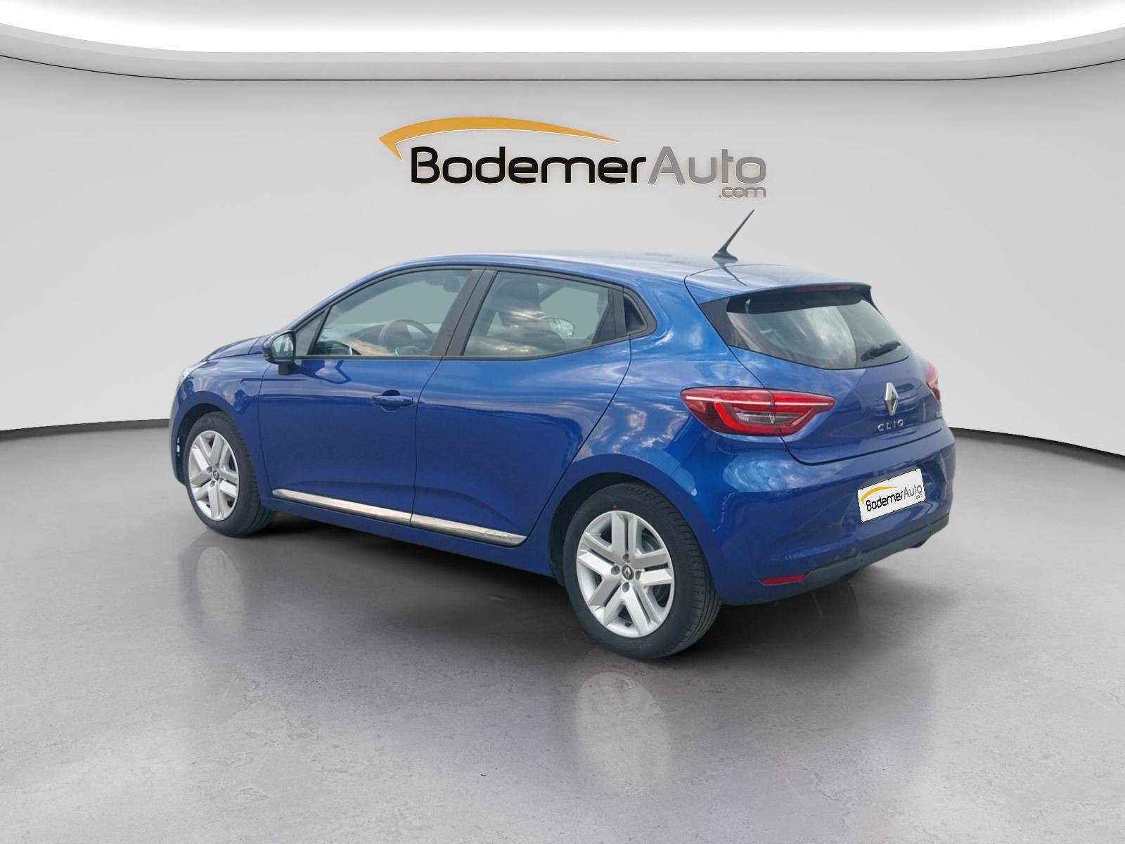 Vente en ligne Renault Clio 5 Clio E-Tech 140 - 21N au prix de 15 990 €