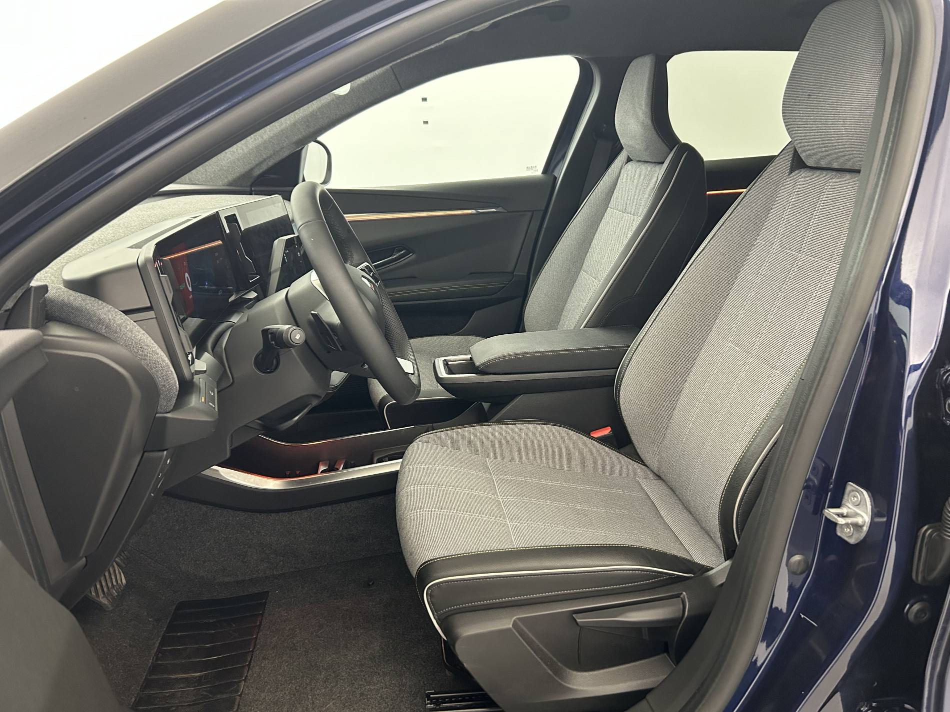 Vente en ligne Renault Scenic E-Tech Scenic E-Tech électrique 220 ch grande autonomie au prix de 37 990 €