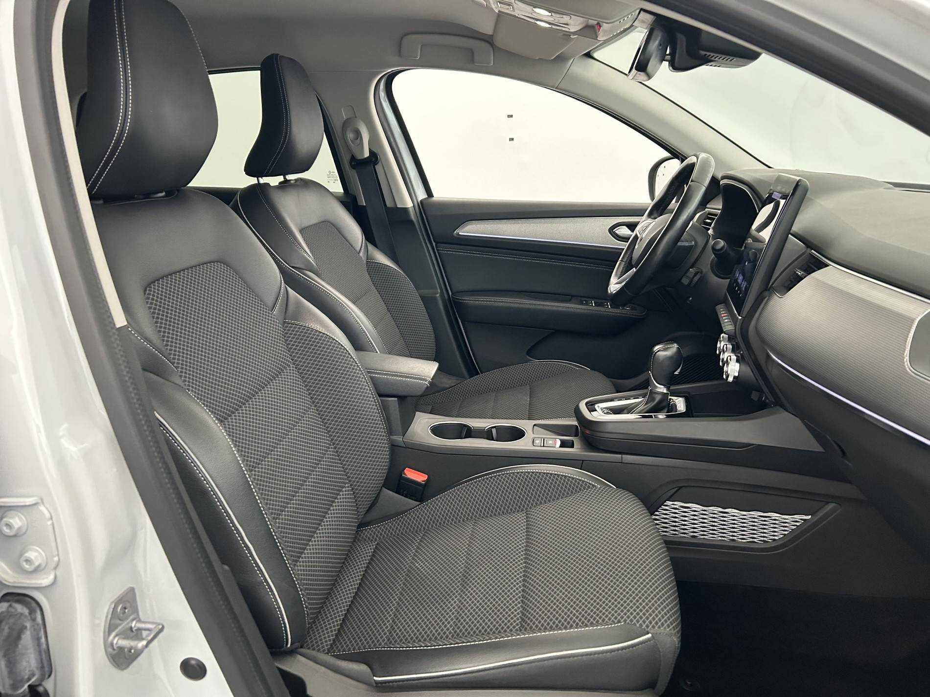 Vente en ligne Renault Arkana  E-Tech 145 - 21B au prix de 17 890 €
