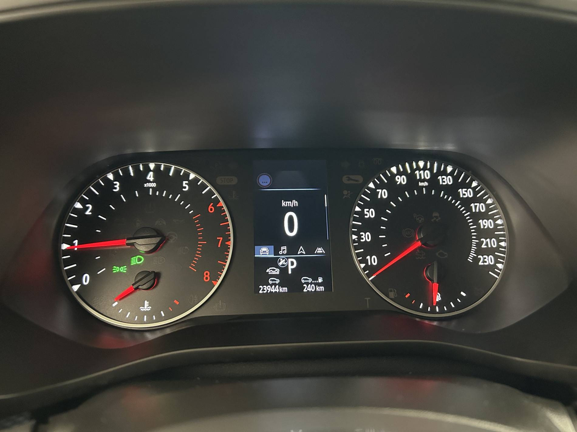 Vente en ligne Renault Arkana  mild hybrid 140 EDC FAP - 22 au prix de 18 500 €