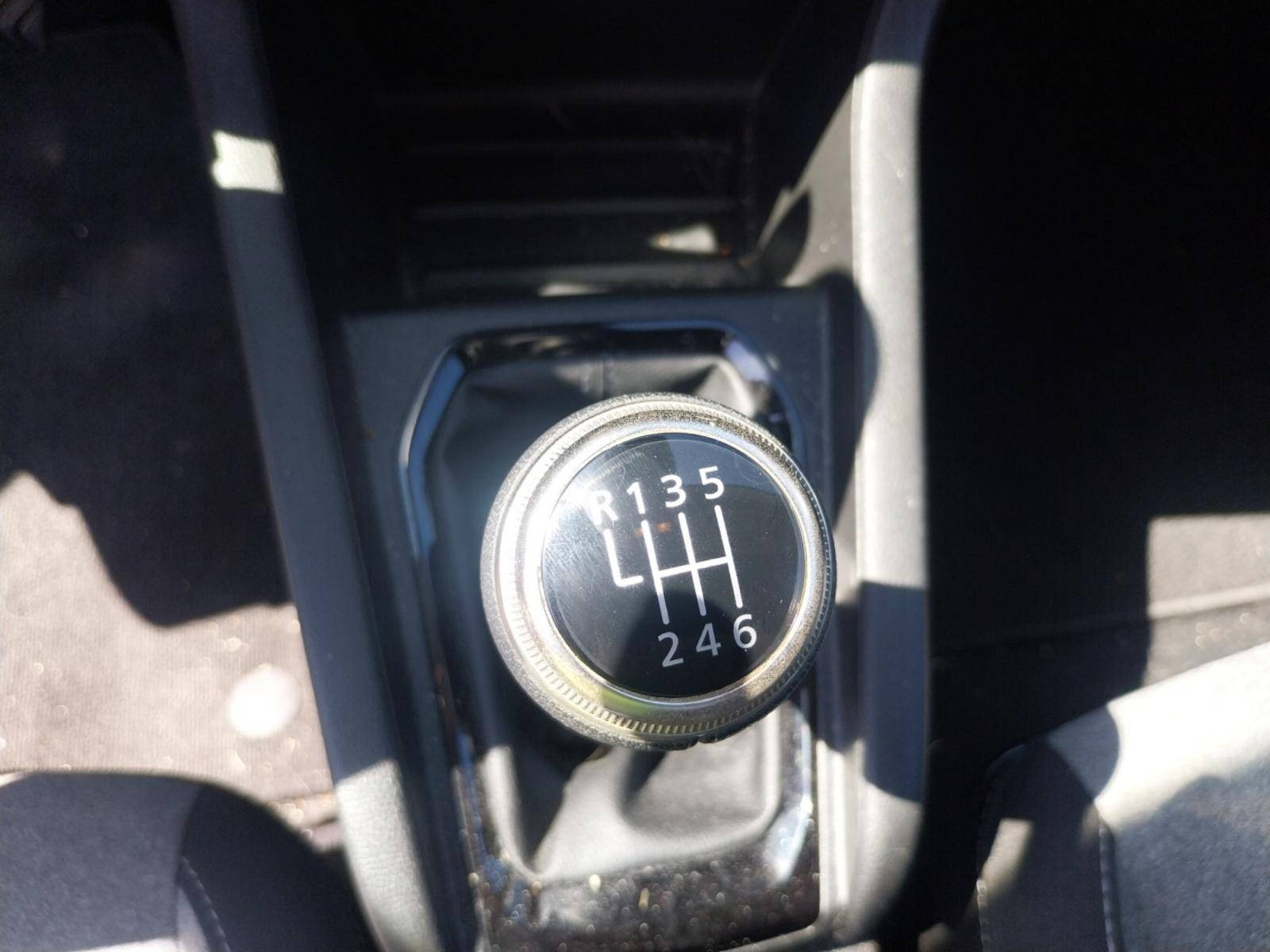 Vente en ligne Renault Clio 5 Clio TCe 90 au prix de 14 590 €
