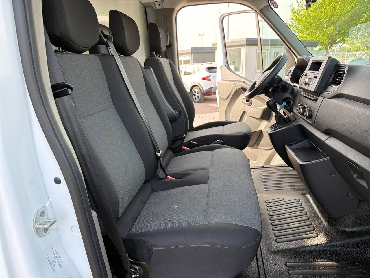 Vente en ligne Renault Master 3 Châssis Cabine MASTER PHC TRAC F3500 L3H1 BLUE DCI 145 EURO VI au prix de 29 990 €