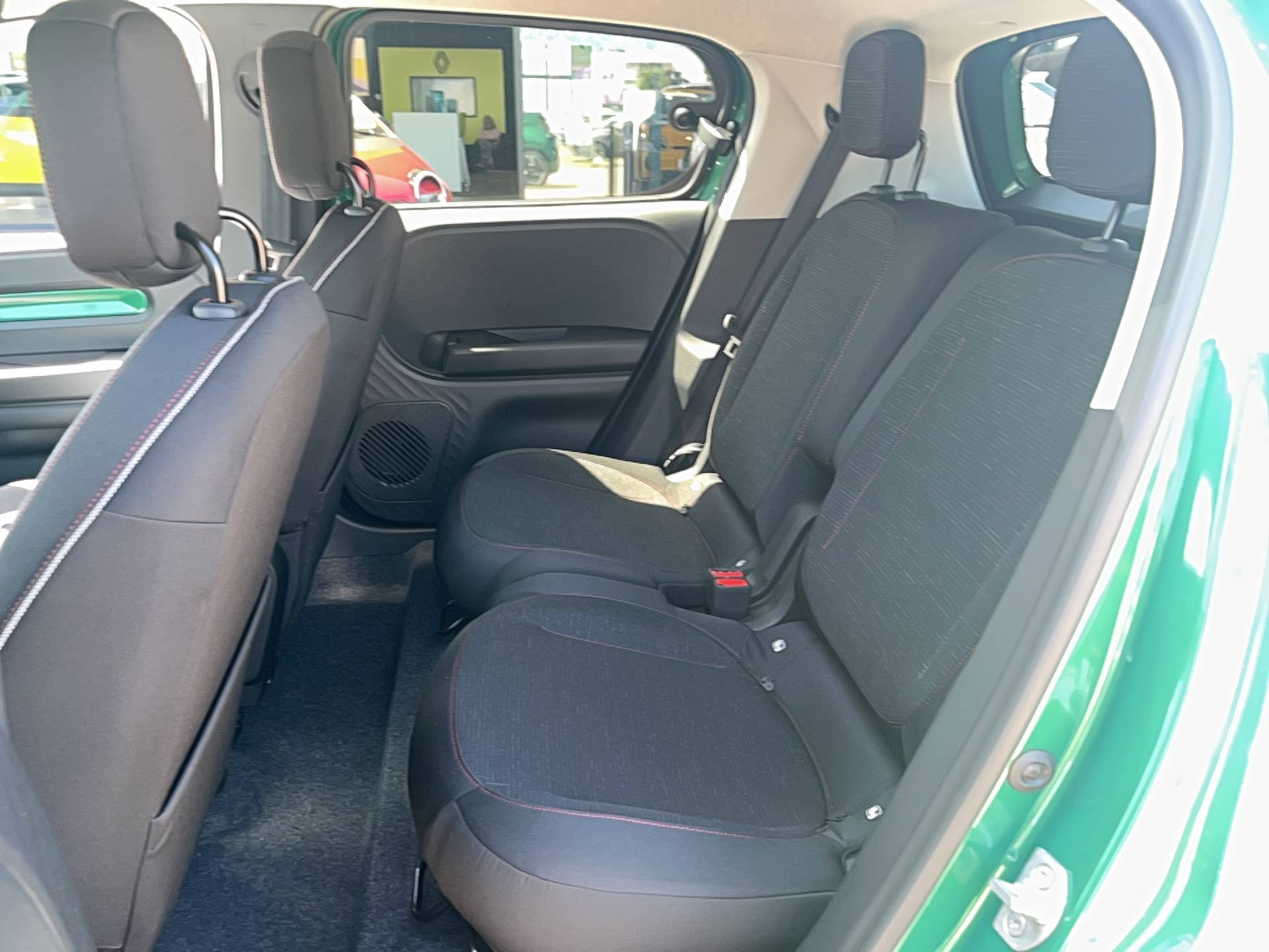 Vente en ligne Renault Twingo Electrique  80 ch autonomie urbaine au prix de 22 560 €