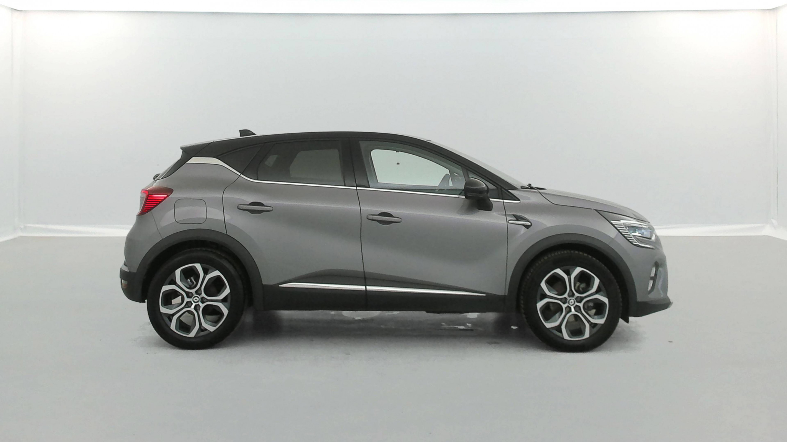 Vente en ligne Renault Captur  E-Tech full hybrid 145 au prix de 20 990 €