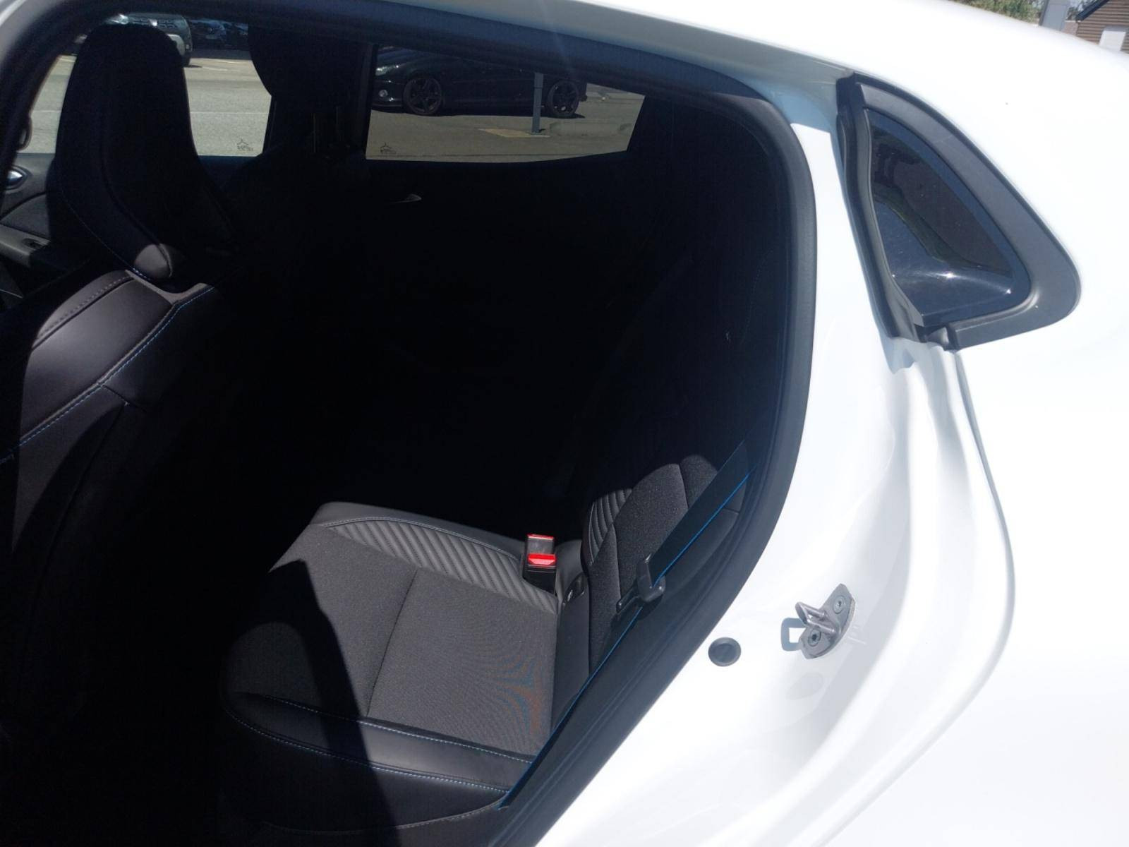 Vente en ligne Renault Clio 5 Clio TCe 90 au prix de 18 990 €