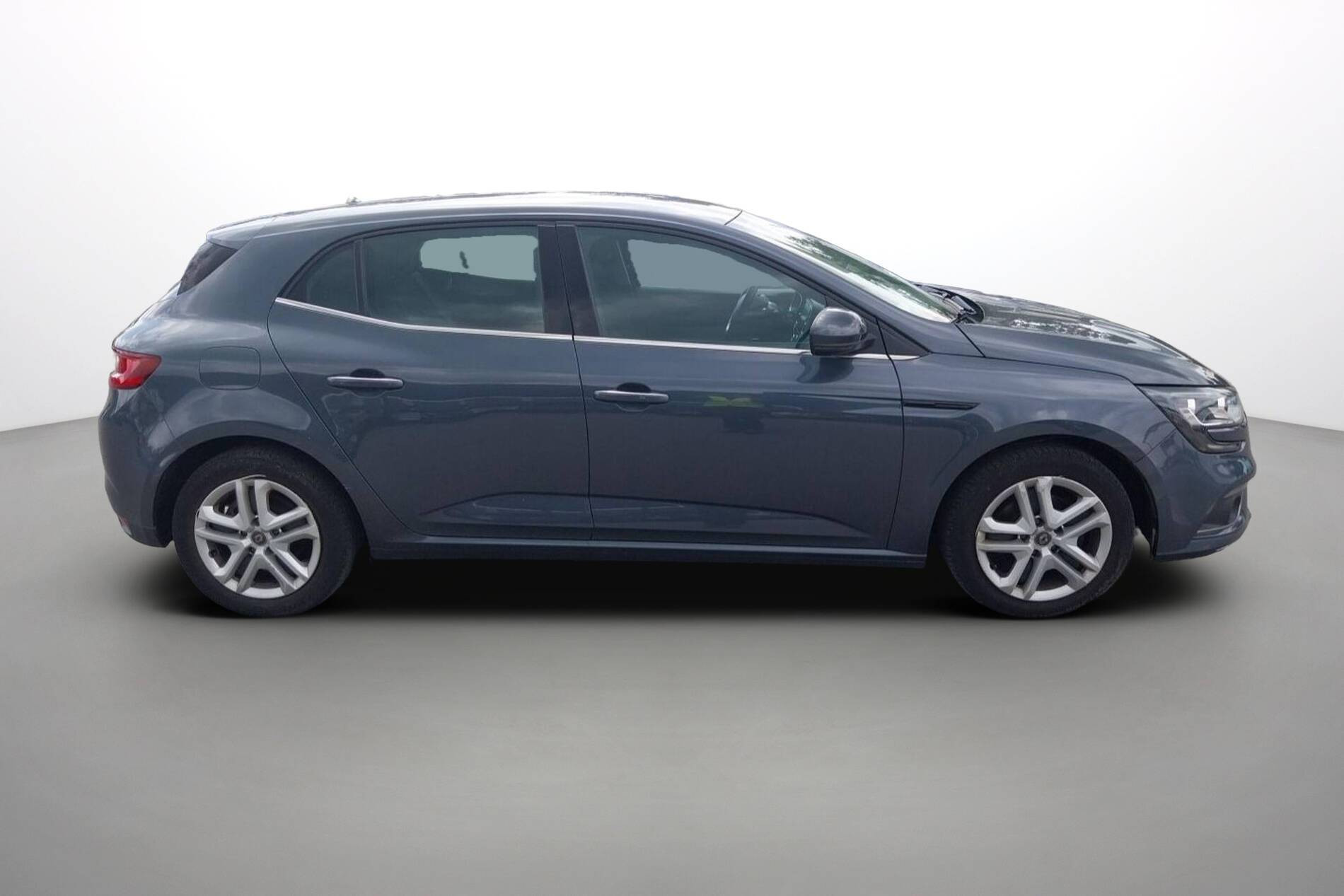 Vente en ligne Renault Megane 4 Mégane IV Berline Blue dCi 115 au prix de 14 490 €