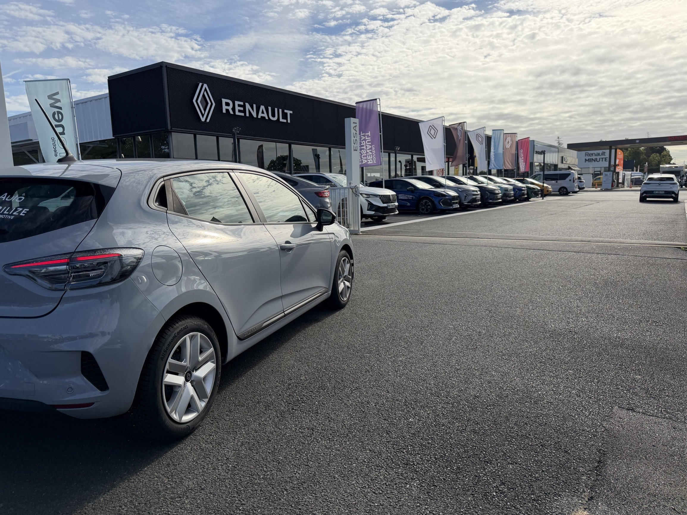 Vente en ligne Renault Clio 5 Clio TCe 90 ch GSR2 au prix de 15 990 €