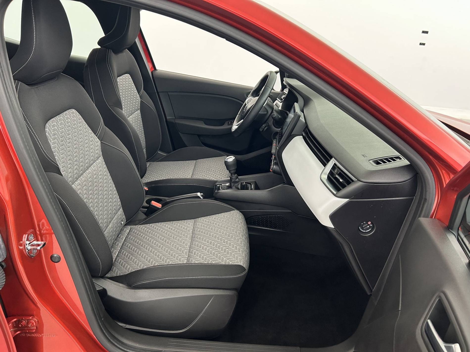Vente en ligne Renault Clio 5 Clio TCe 90 - 21N au prix de 13 990 €