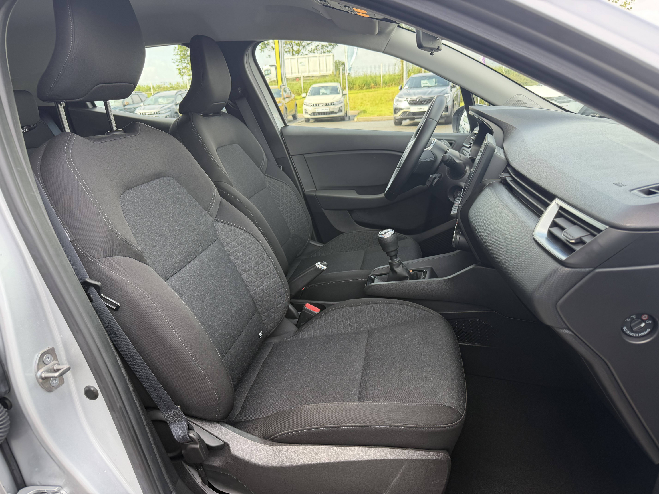 Vente en ligne Renault Clio 5 Clio TCe 90 au prix de 14 990 €