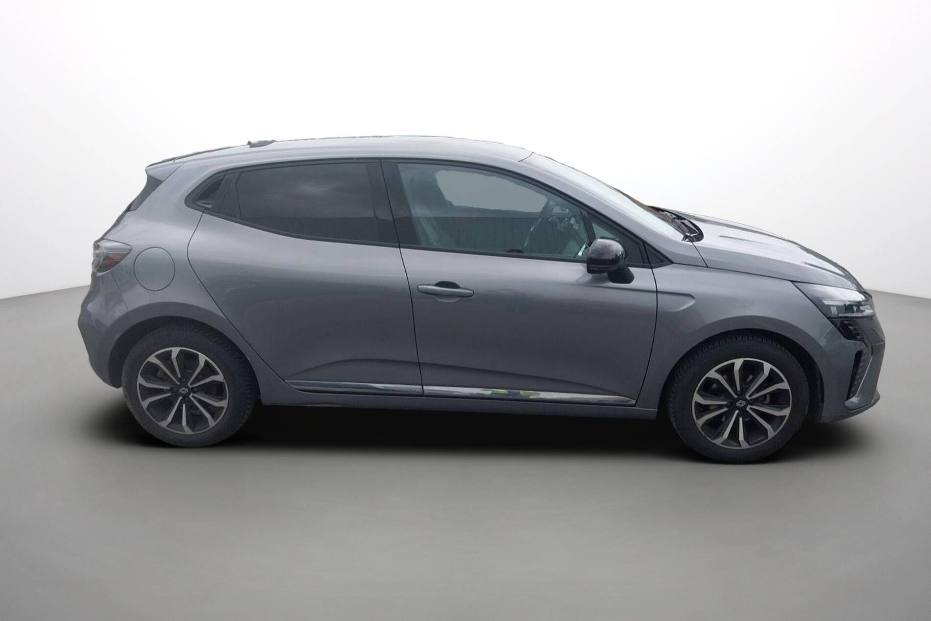 Vente en ligne Renault Clio 5 Clio Eco-G 100 ch GSR2 au prix de 17 970 €