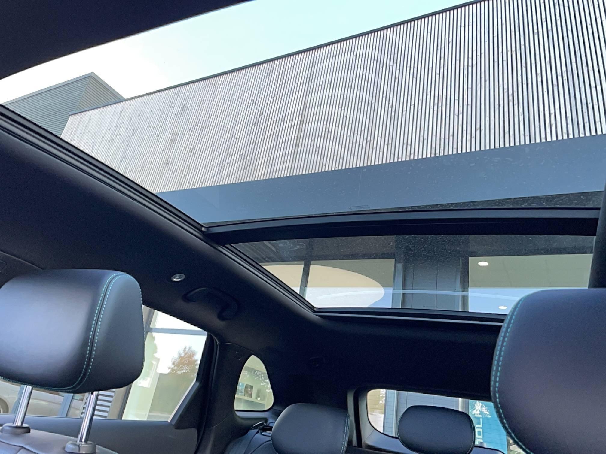 Vente en ligne Byd Seal 6 DM-i Touring  1.5l DM-i 156 kW PHEV au prix de 35 890 €