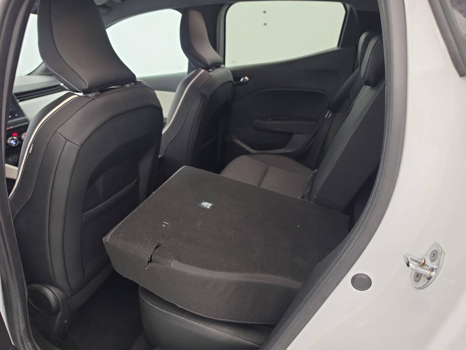 Vente en ligne Renault Clio 5 Clio TCe 90 au prix de 14 800 €