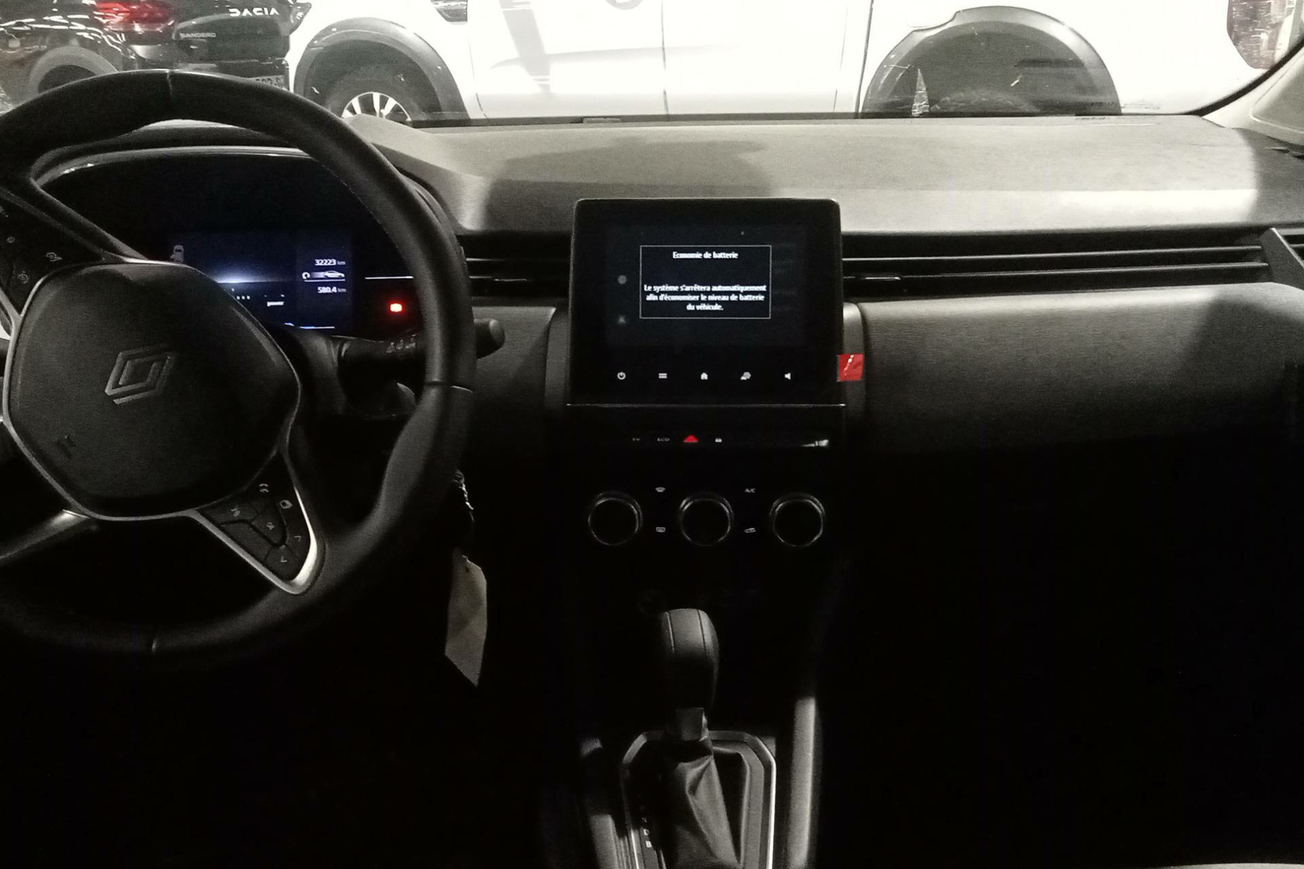Vente en ligne Renault Clio 5 Clio E-Tech full hybrid 145 ch GSR2 au prix de 18 490 €
