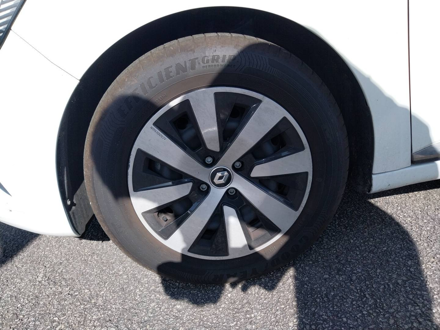 Vente en ligne Renault Clio 5 Clio TCe 90 au prix de 14 990 €