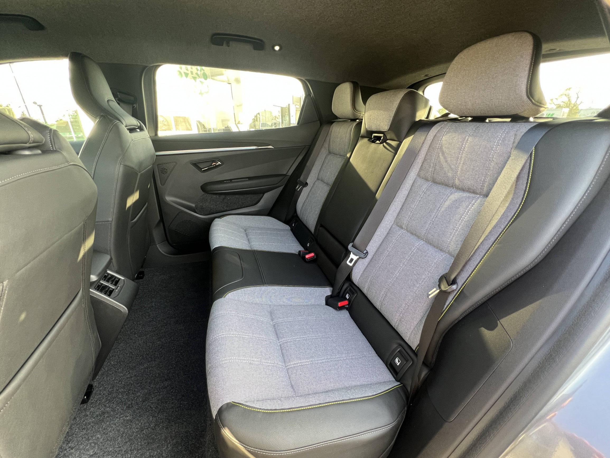 Vente en ligne Renault Scenic E-Tech Scenic E-Tech électrique 220 ch grande autonomie au prix de 44 390 €