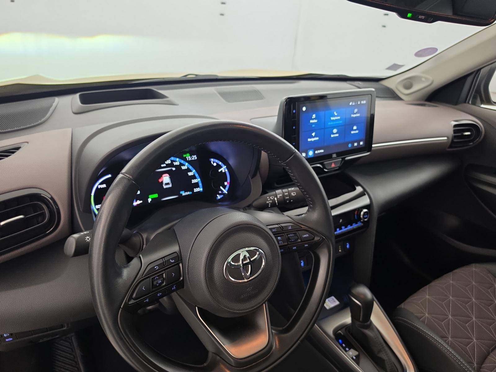 Vente en ligne Toyota Yaris Cross  116h 2WD au prix de 20 490 €