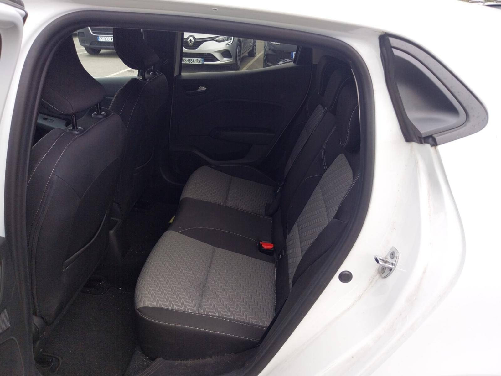Vente en ligne Renault Clio 5 Clio TCe 90 au prix de 13 990 €