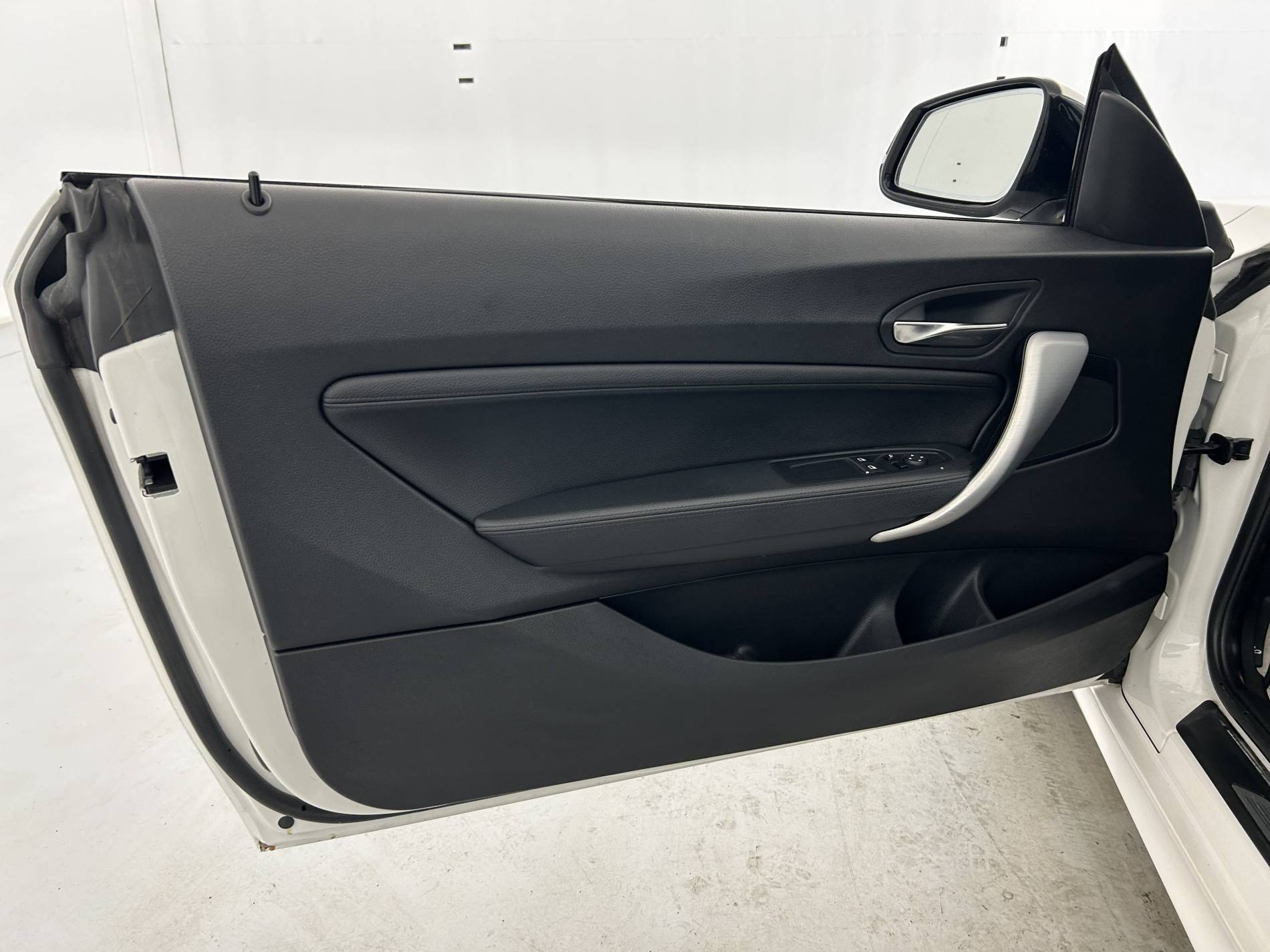 Vente en ligne Bmw Série 1 116d 116 ch BVA8 au prix de 18 990 €
