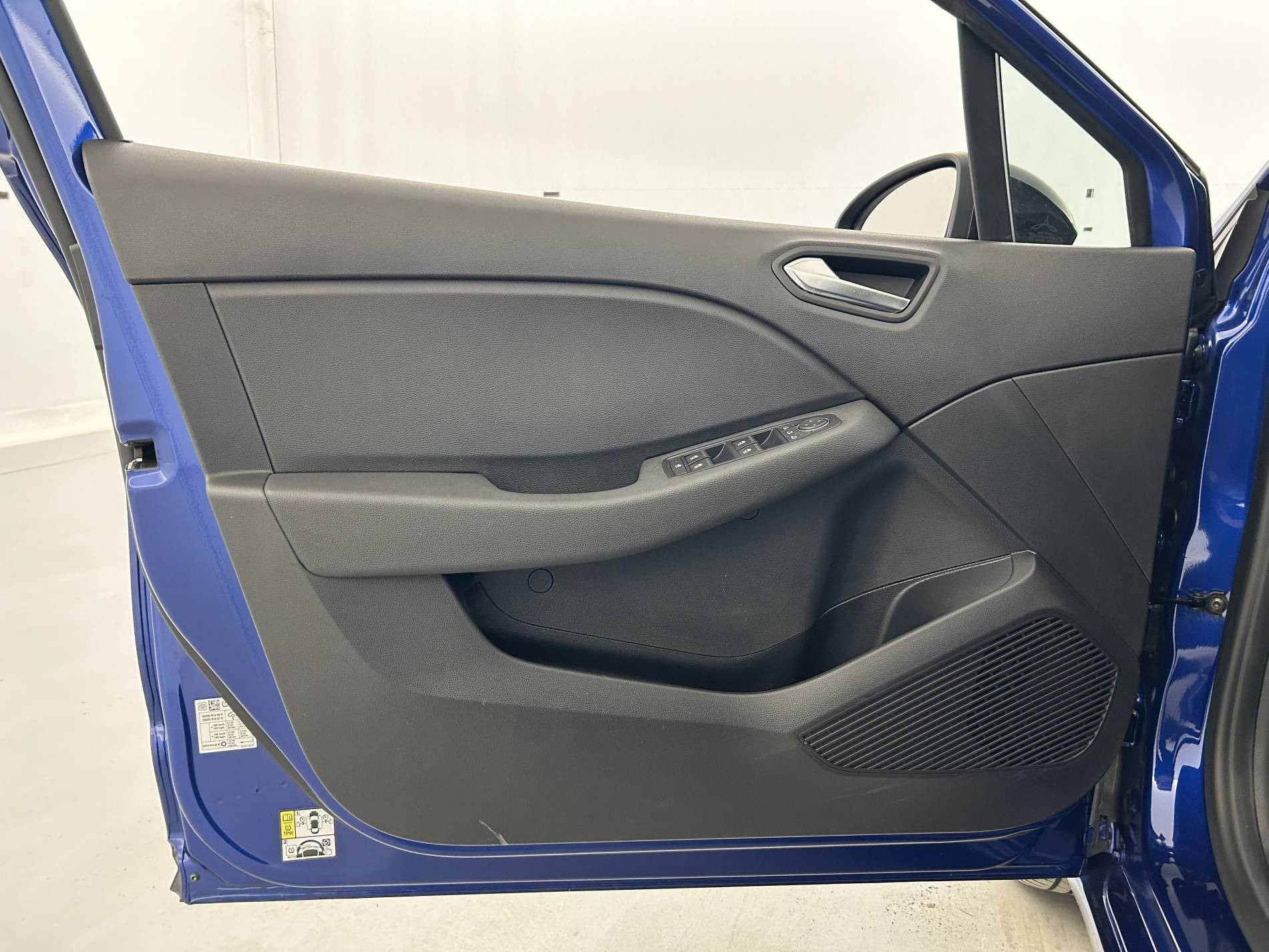 Vente en ligne Renault Clio 5 Clio E-Tech full hybrid 145 au prix de 19 800 €