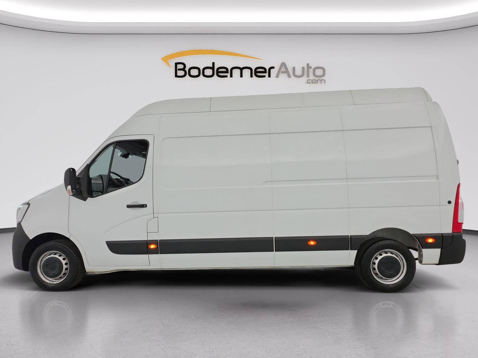 Vente en ligne Renault Master Fourgon MASTER FGN TRAC F3500 L3H3 BLUE DCI 135 au prix de 26 990 €
