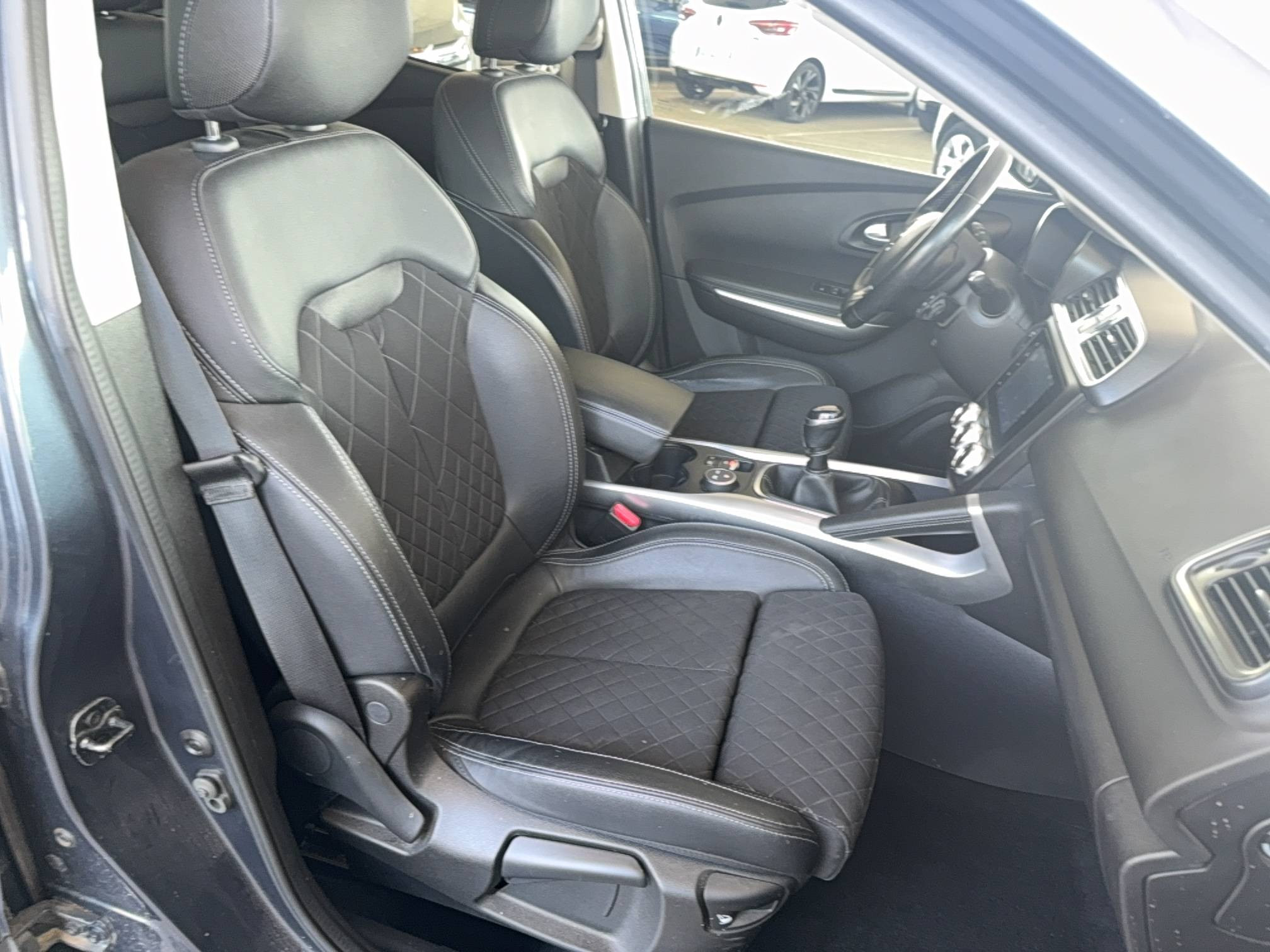 Vente en ligne Renault Kadjar  Blue dCi 115 au prix de 13 990 €