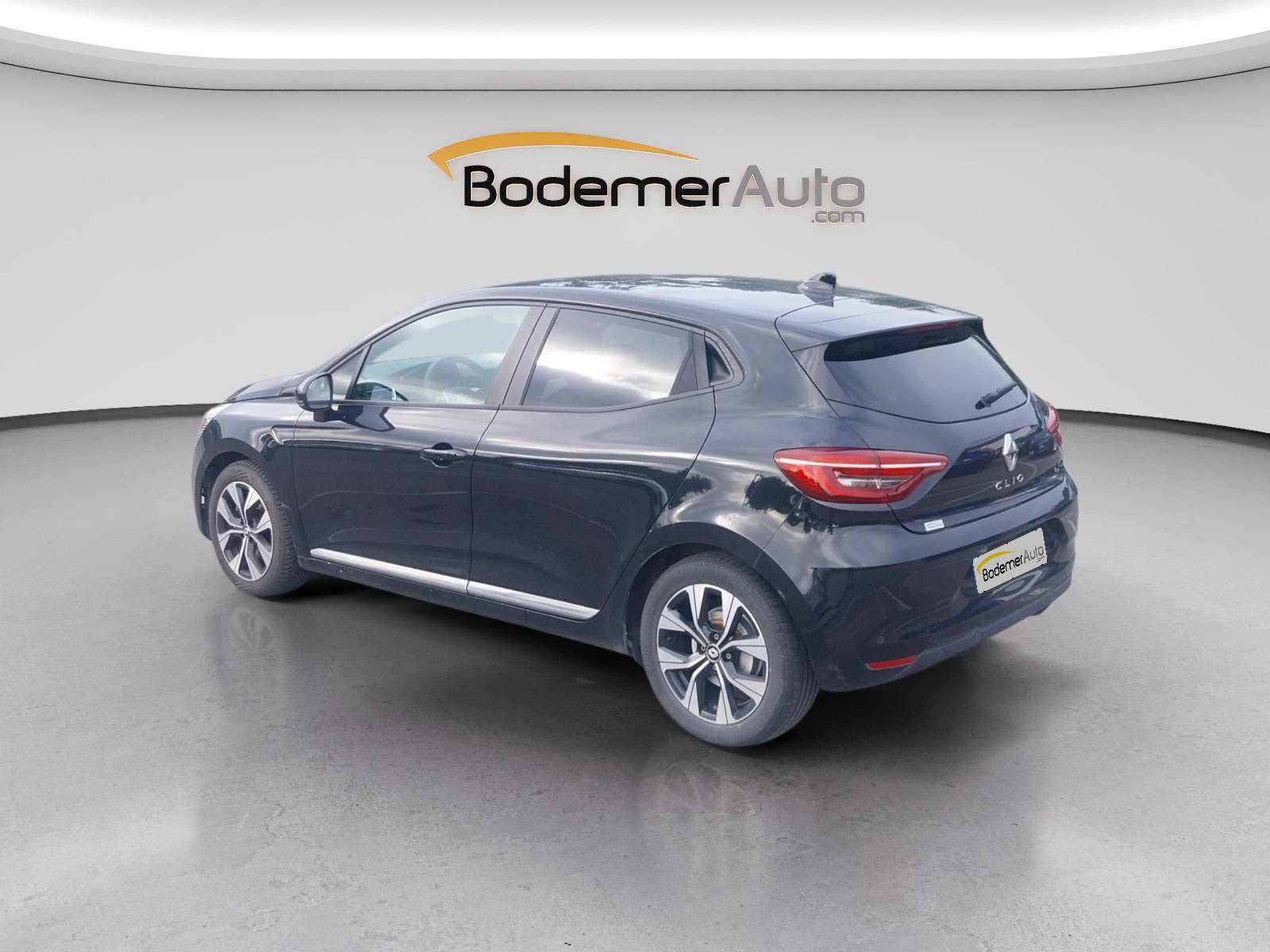 Vente en ligne Renault Clio 5 Clio E-Tech full hybrid 145 au prix de 16 990 €
