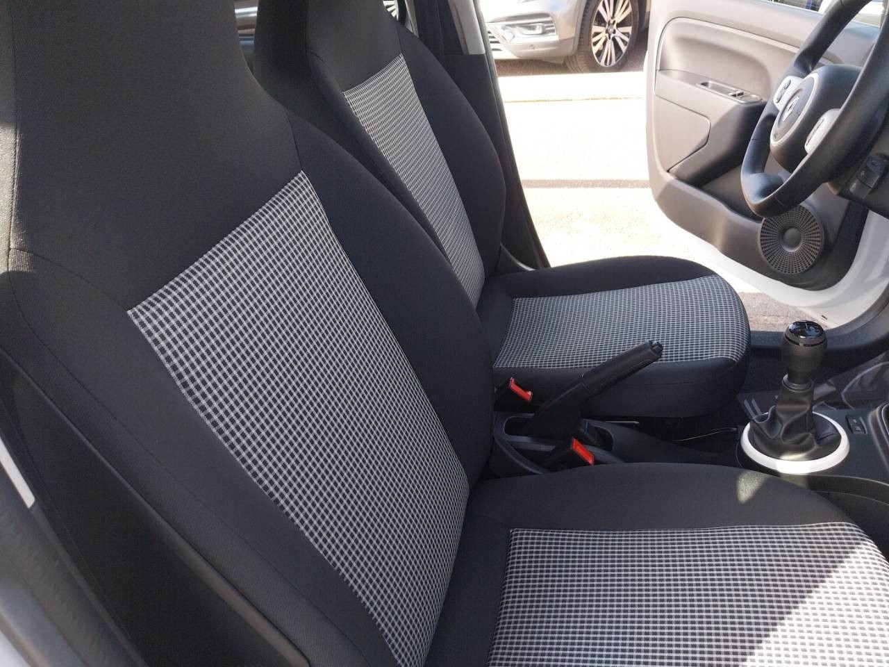 Vente en ligne Renault Twingo 3  SCe 65 - 20 au prix de 10 490 €