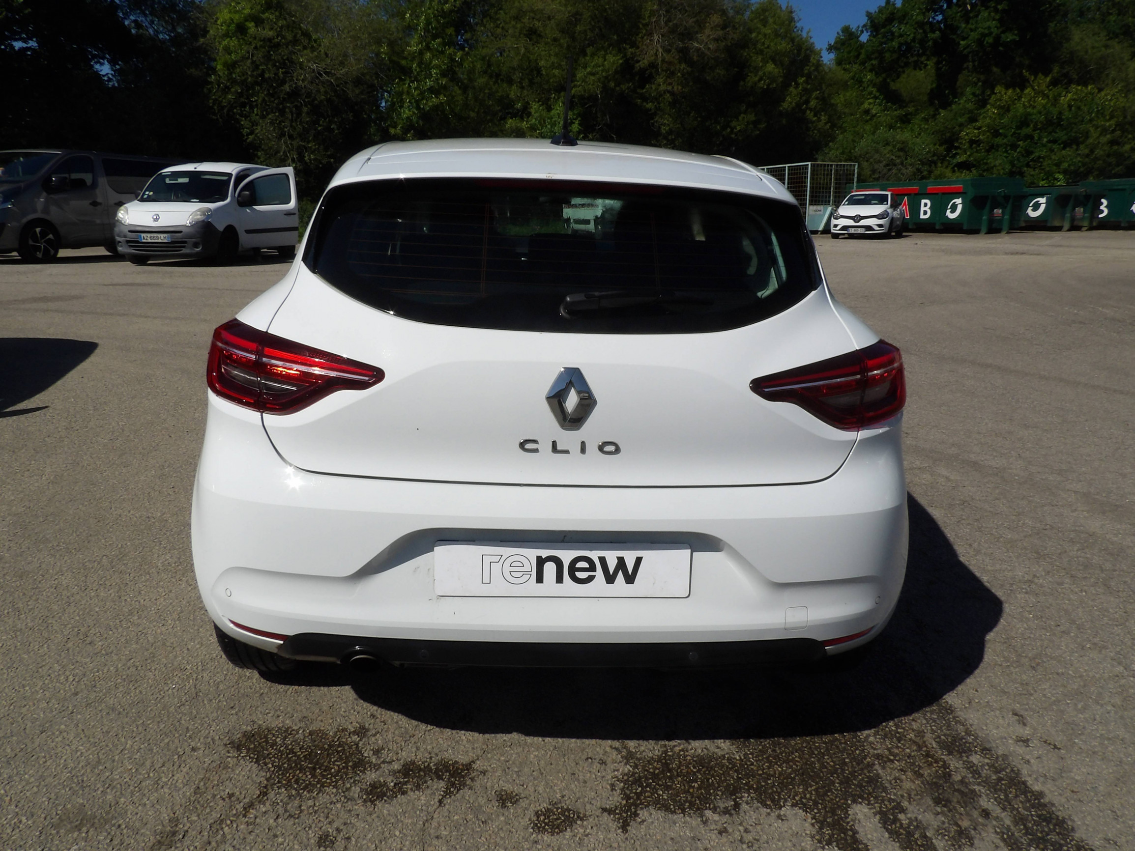 Vente en ligne Renault Clio 5 Clio Blue dCi 100 - 21N au prix de 15 499 €