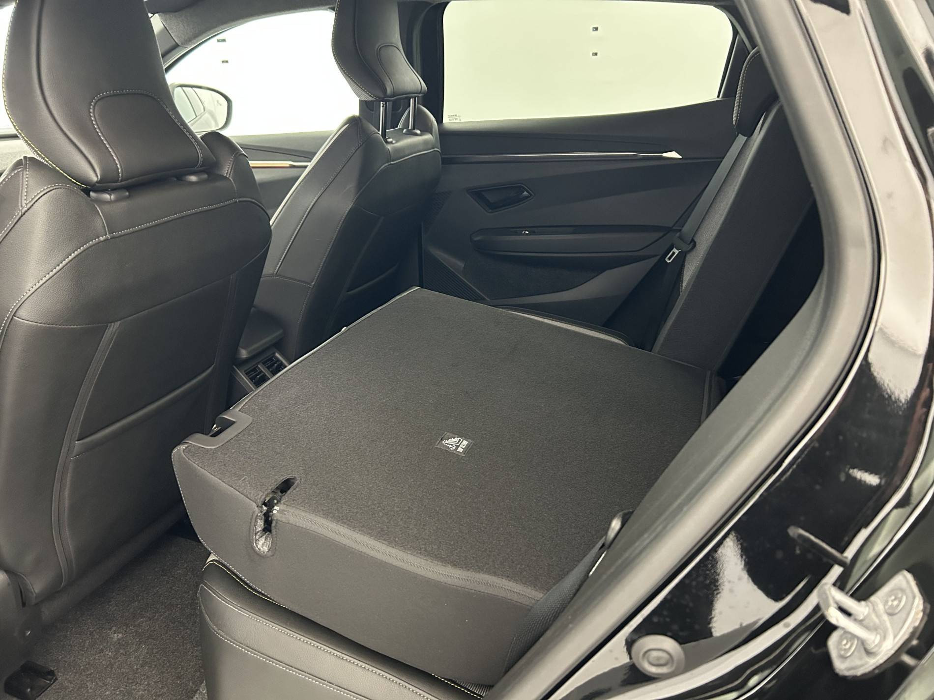 Vente en ligne Renault Megane E-Tech  220 ch autonomie confort GSR2 au prix de 30 490 €