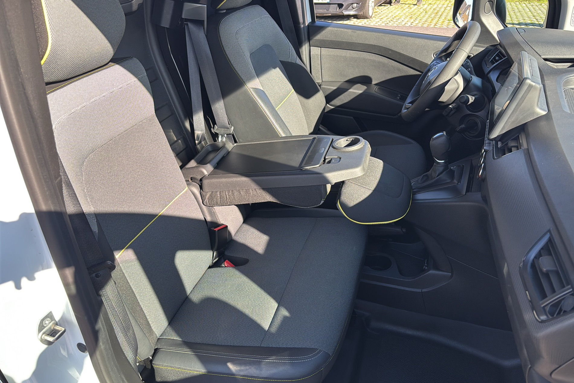 Vente en ligne Renault Kangoo Van  BLUE DCI 115 EDC au prix de 19 990 €