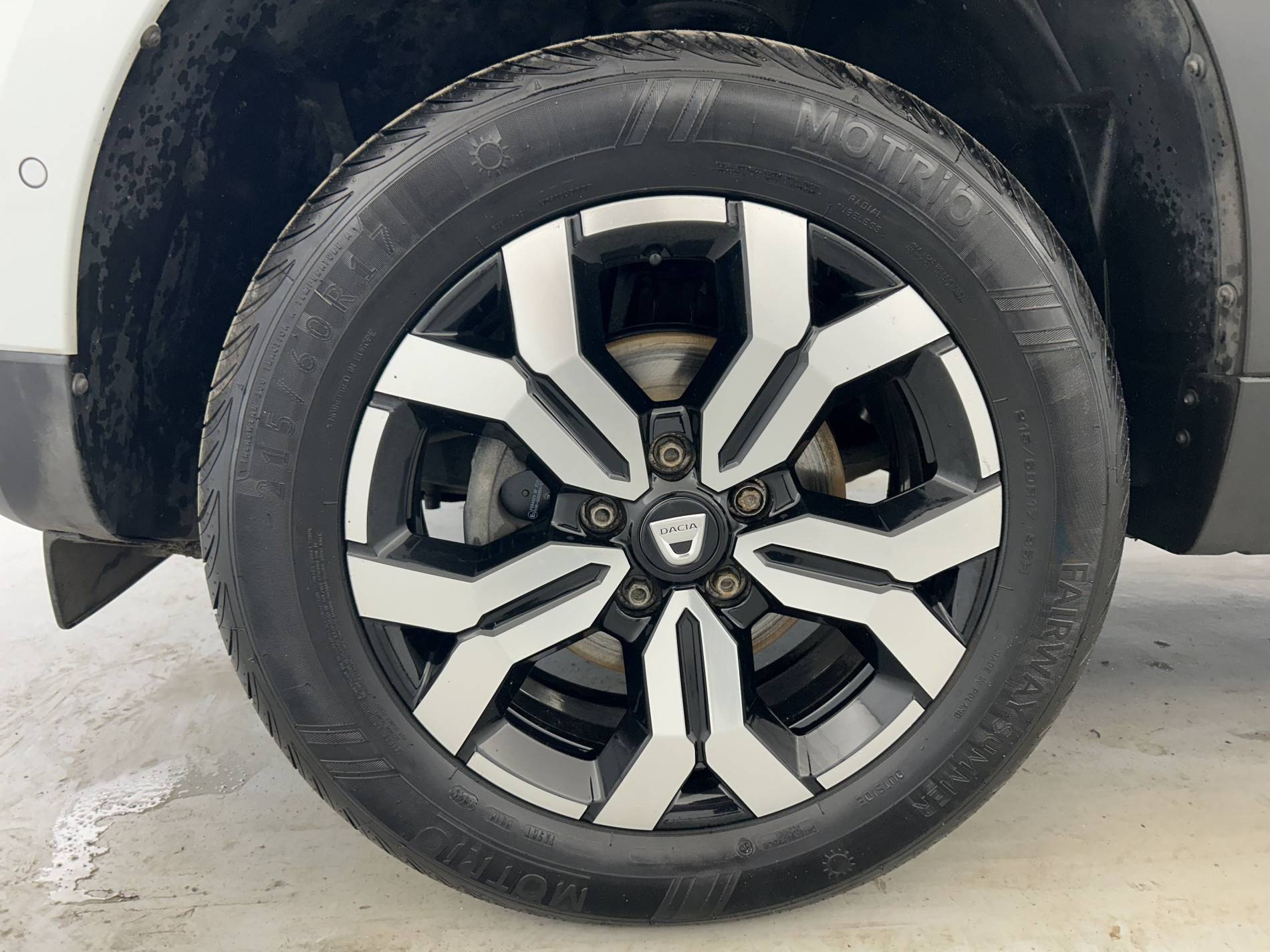 Vente en ligne Dacia Duster  ECO-G 100 4x2 au prix de 14 990 €