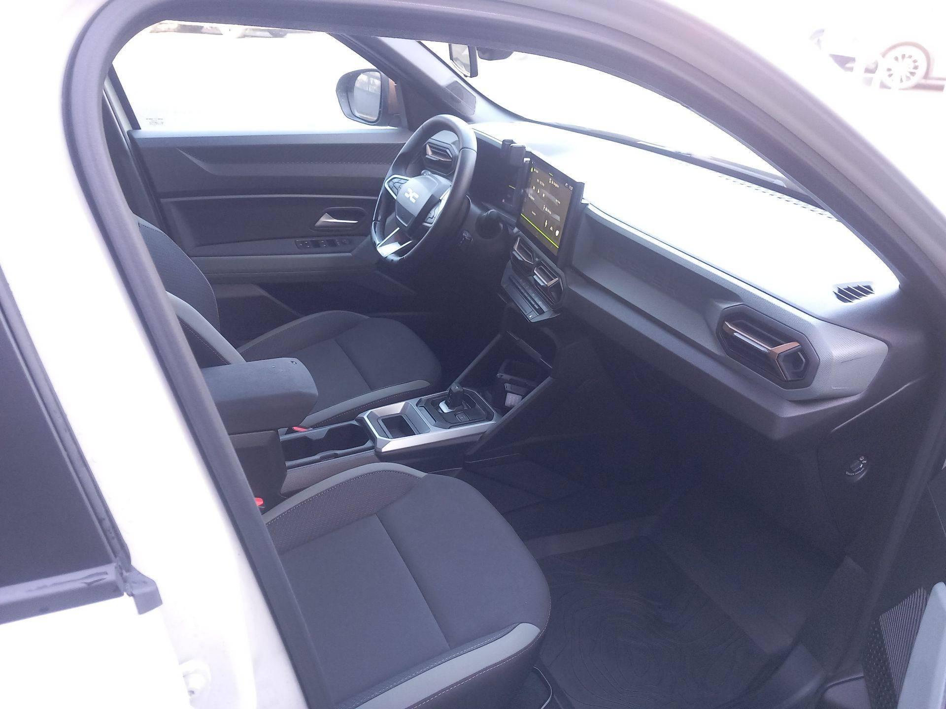 Vente en ligne Dacia Duster  Hybrid 140  au prix de 27 990 €