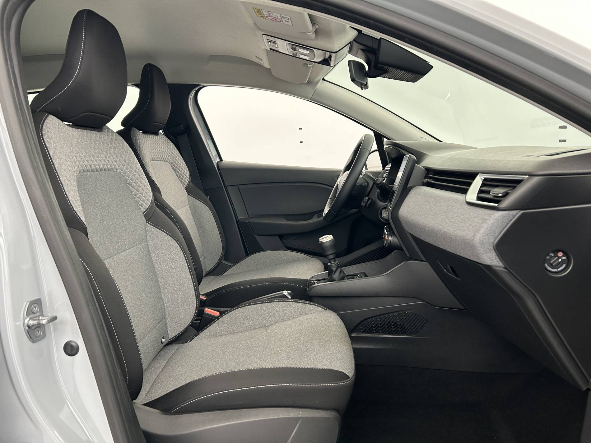 Vente en ligne Renault Clio 5 Clio TCe 90 au prix de 15 690 €