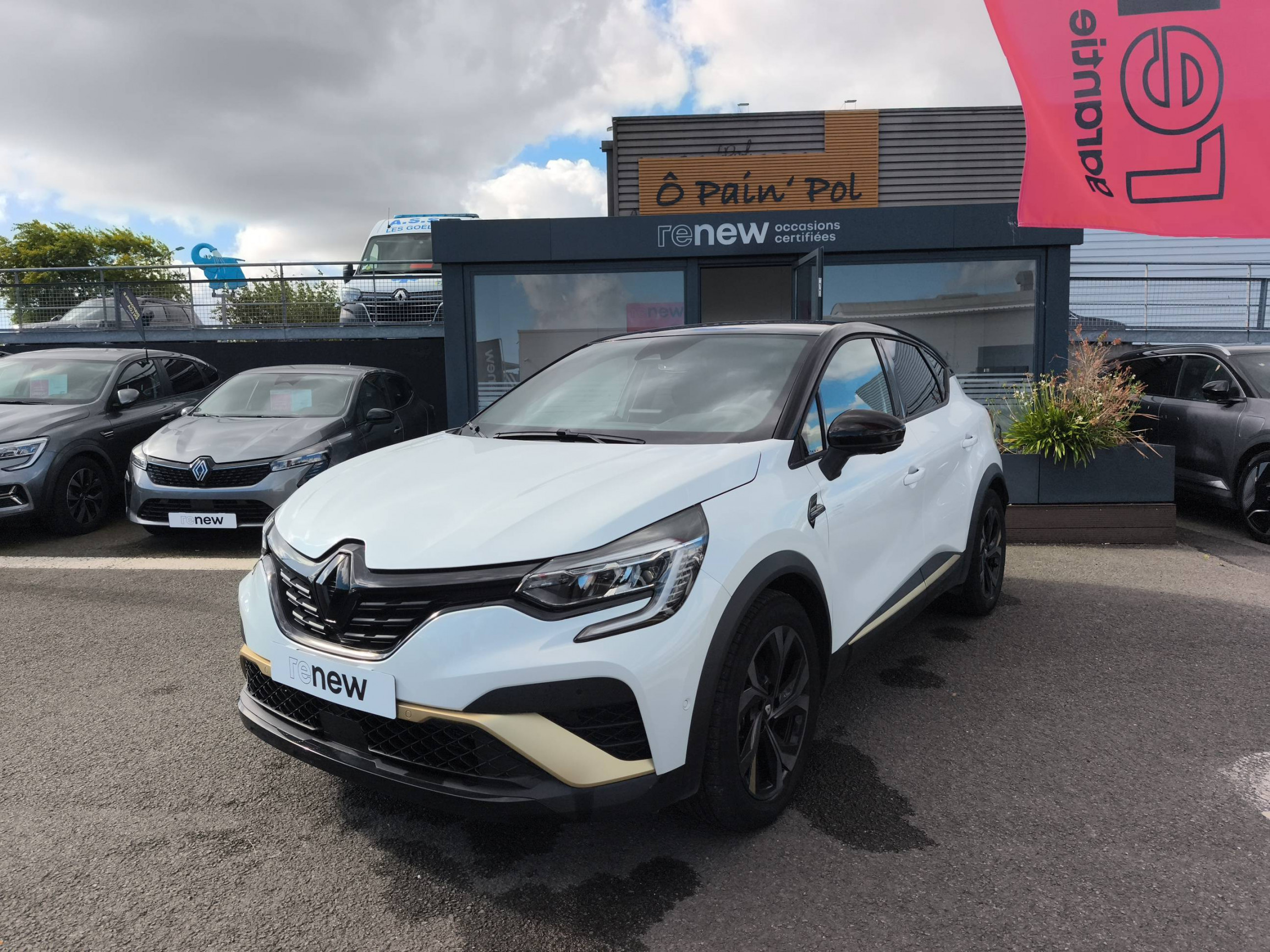 Renault Captur  E-Tech full hybrid 145 occasion de 2024 en vente à Paimpol
