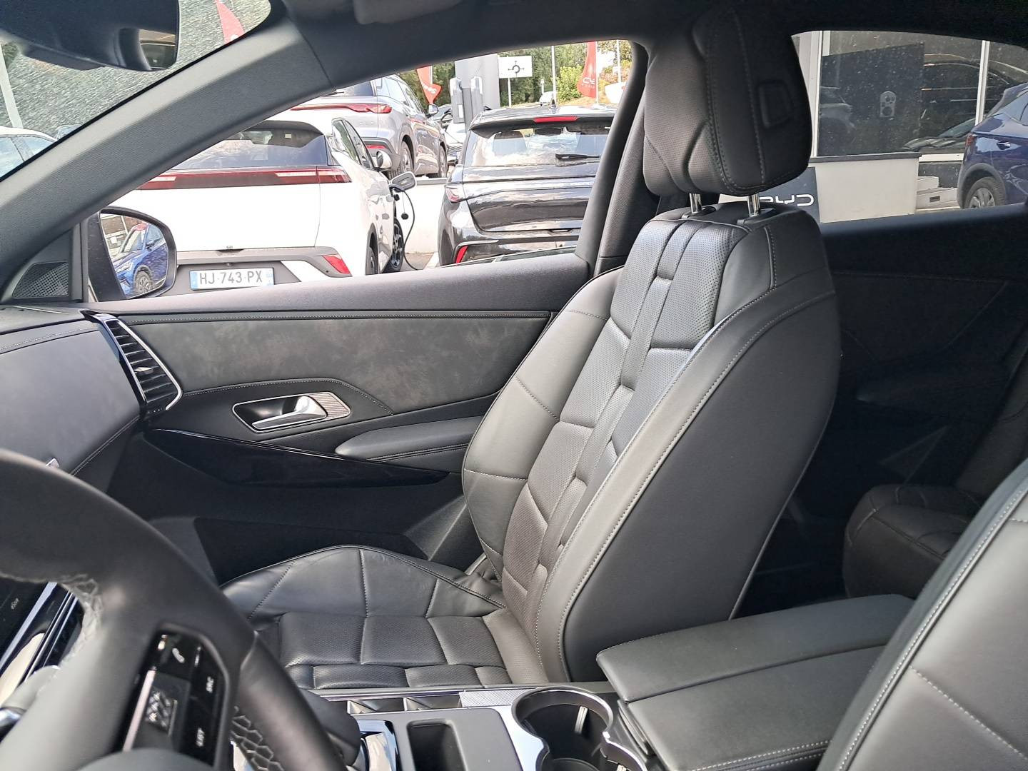 Vente en ligne Ds DS7 Crossback  Hybride E-Tense 300 EAT8 4x4 au prix de 27 990 €