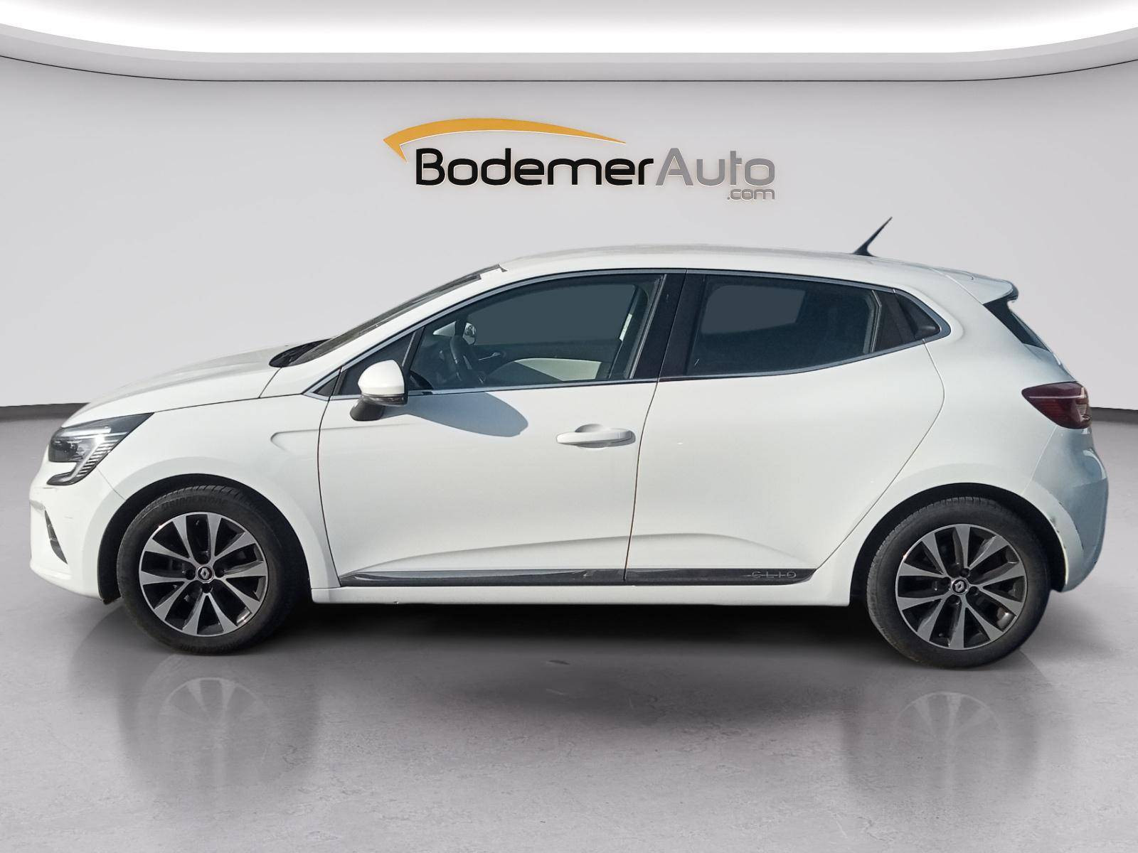 Vente en ligne Renault Clio 5 Clio TCe 90 - 21N au prix de 14 990 €