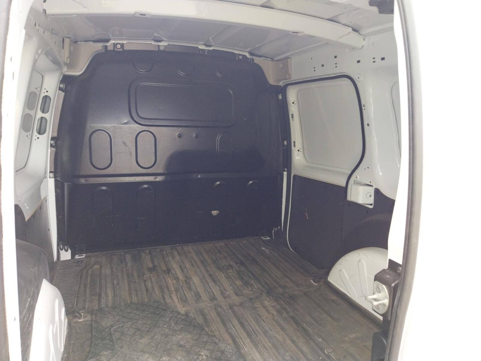 Vente en ligne Renault Kangoo Express  BLUE DCI 95 au prix de 11 990 €