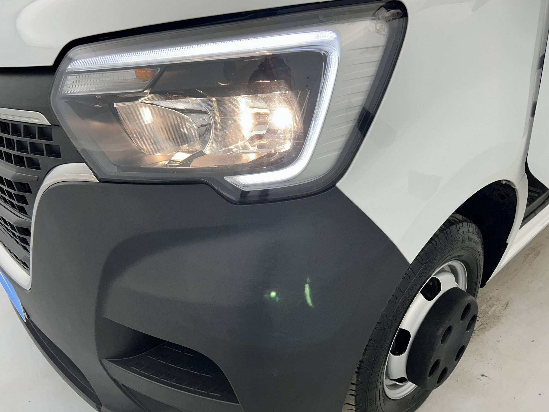 Vente en ligne Renault Master 3 Châssis Cabine MASTER CC PROP RJ3500 L2 PAFC BLUE DCI 130 EURO VI au prix de 33 000 €