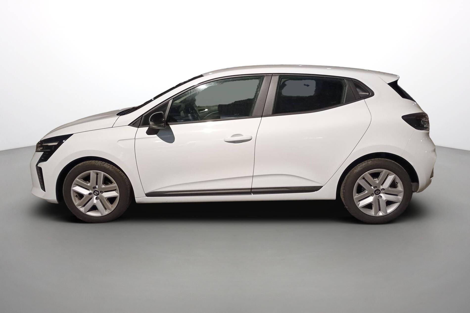Vente en ligne Renault Clio 5 Clio TCe 90 au prix de 14 990 €