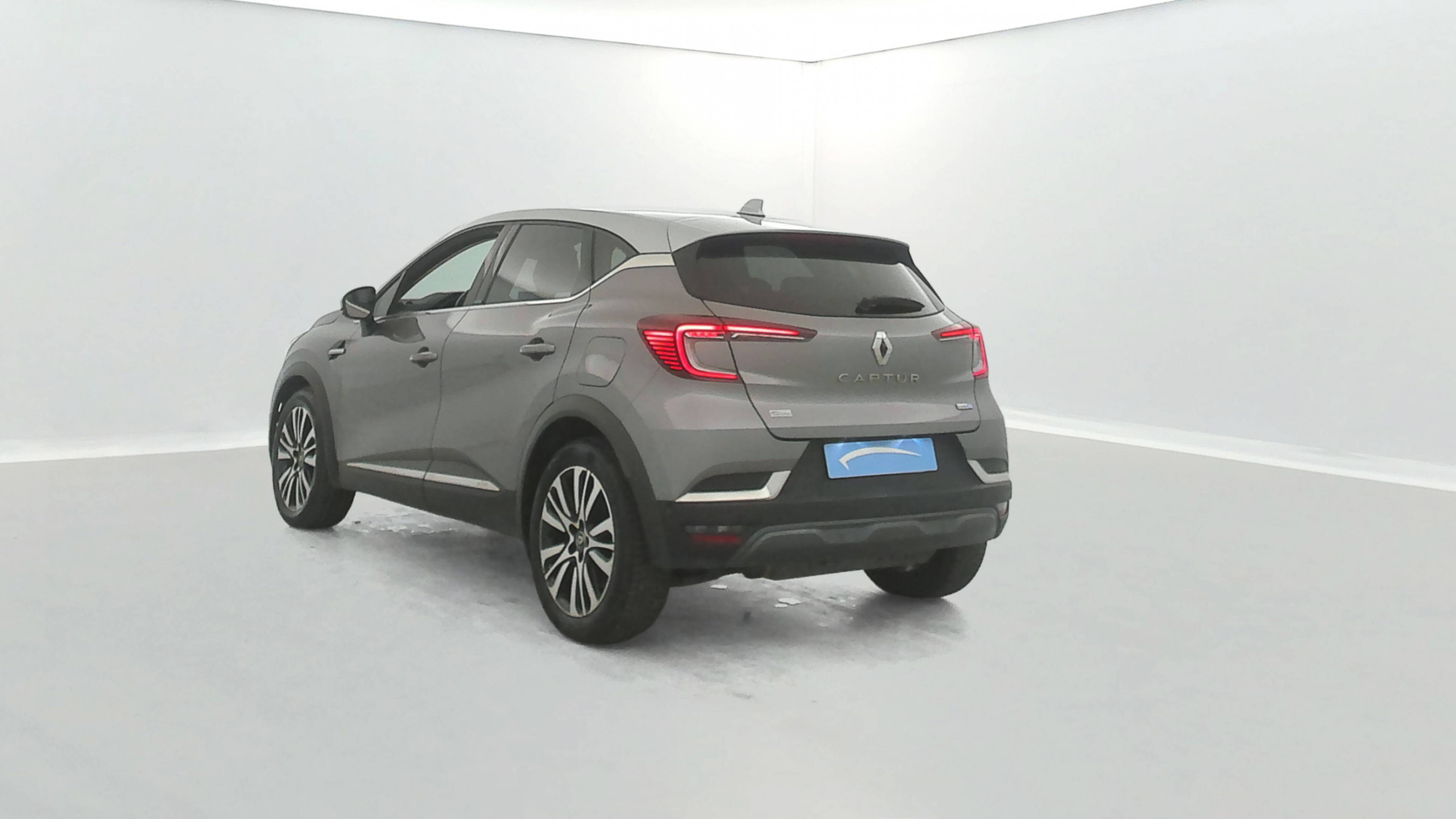 Vente en ligne Renault Captur  E-Tech Plug-in 160 au prix de 16 990 €